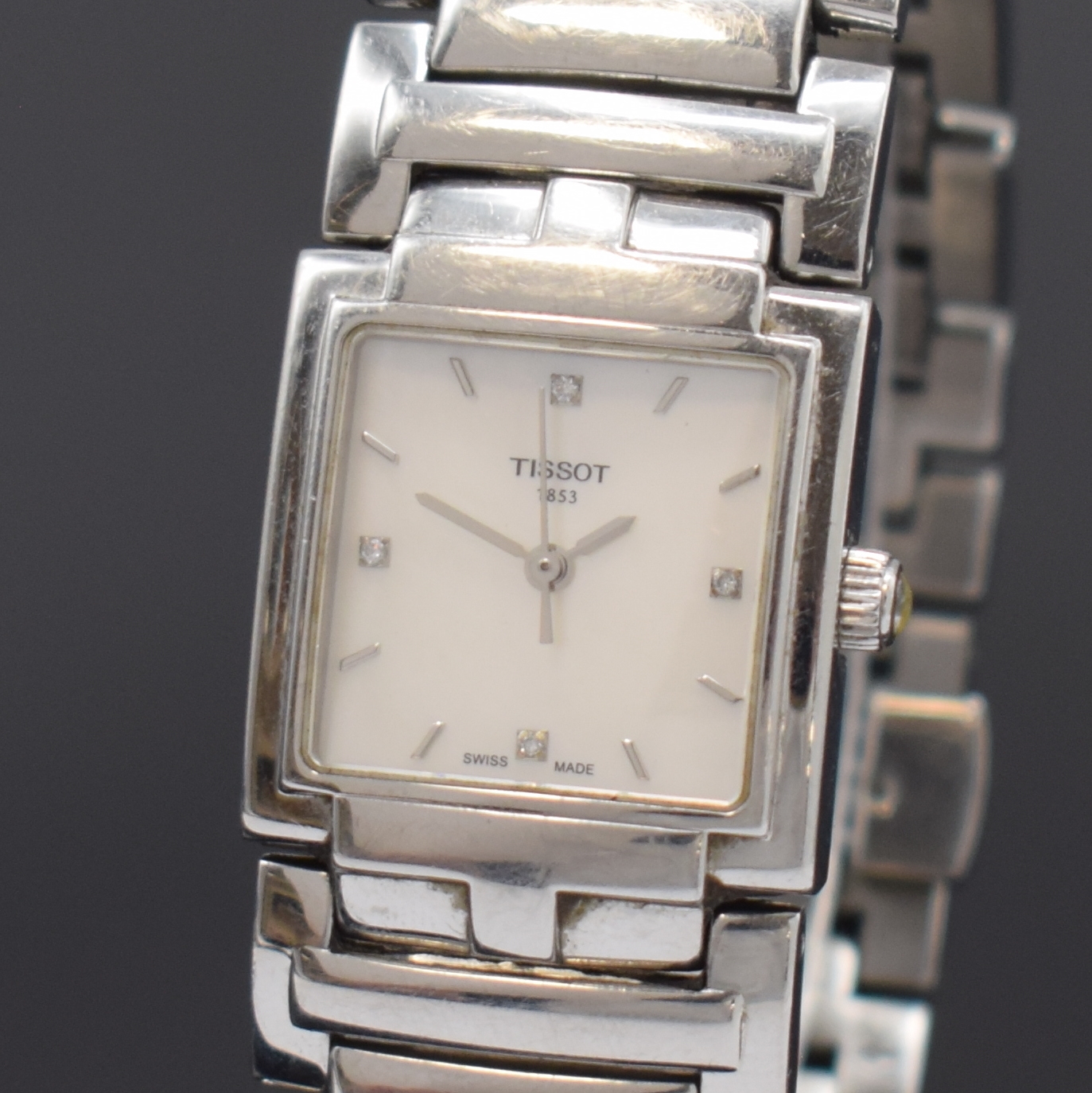 Detail a: TISSOT Damenarmbanduhr T-Trend Evocation Referenz T051310A, Schweiz um 2000, quarz, Edelstahlgeh. inkl. orig. Gliederband m. dopp. Faltschl., Boden ...