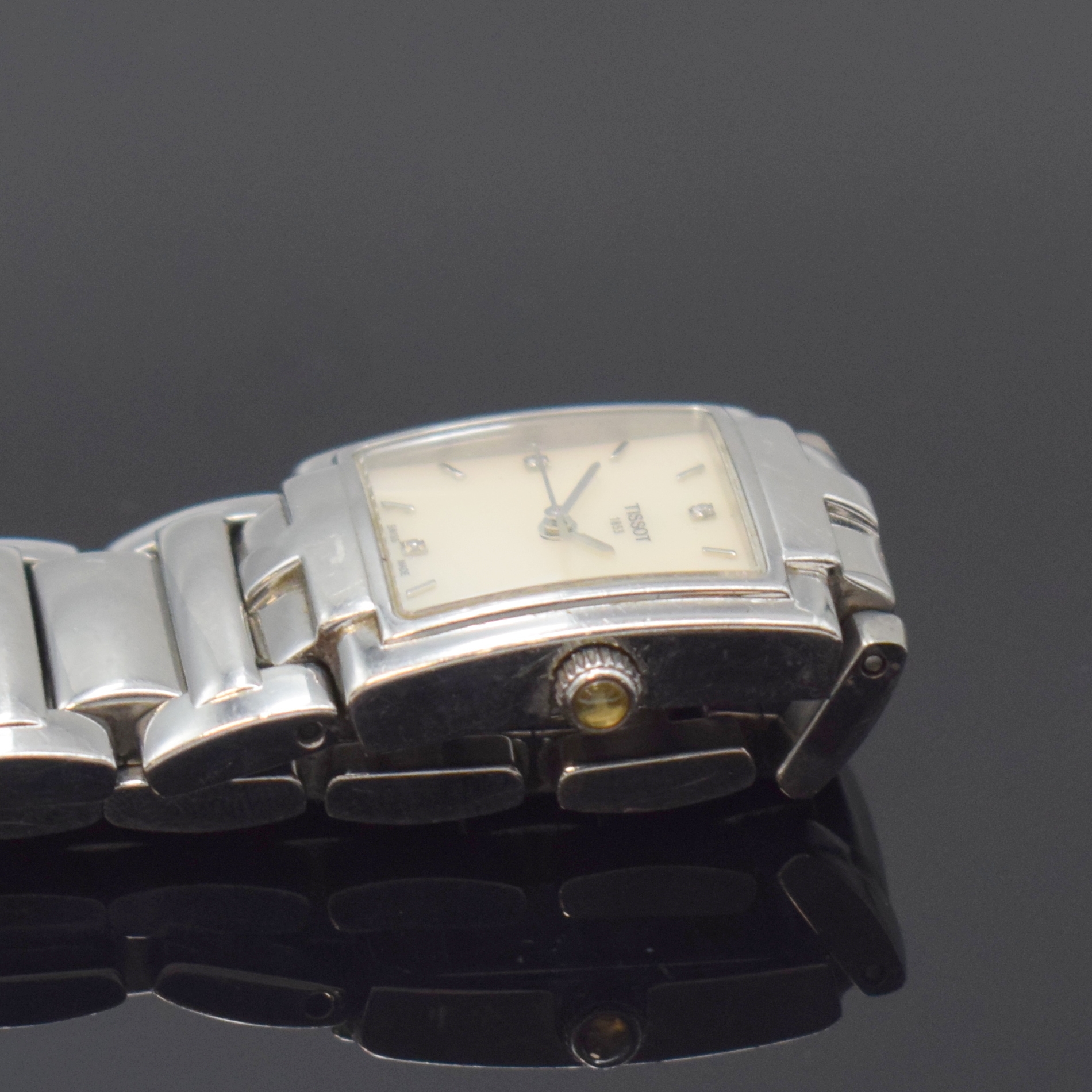 Detail c: TISSOT Damenarmbanduhr T-Trend Evocation Referenz T051310A, Schweiz um 2000, quarz, Edelstahlgeh. inkl. orig. Gliederband m. dopp. Faltschl., Boden ...