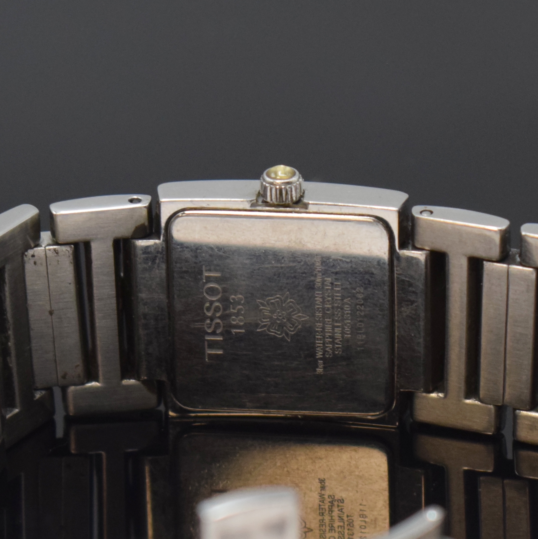 Detail d: TISSOT Damenarmbanduhr T-Trend Evocation Referenz T051310A, Schweiz um 2000, quarz, Edelstahlgeh. inkl. orig. Gliederband m. dopp. Faltschl., Boden ...