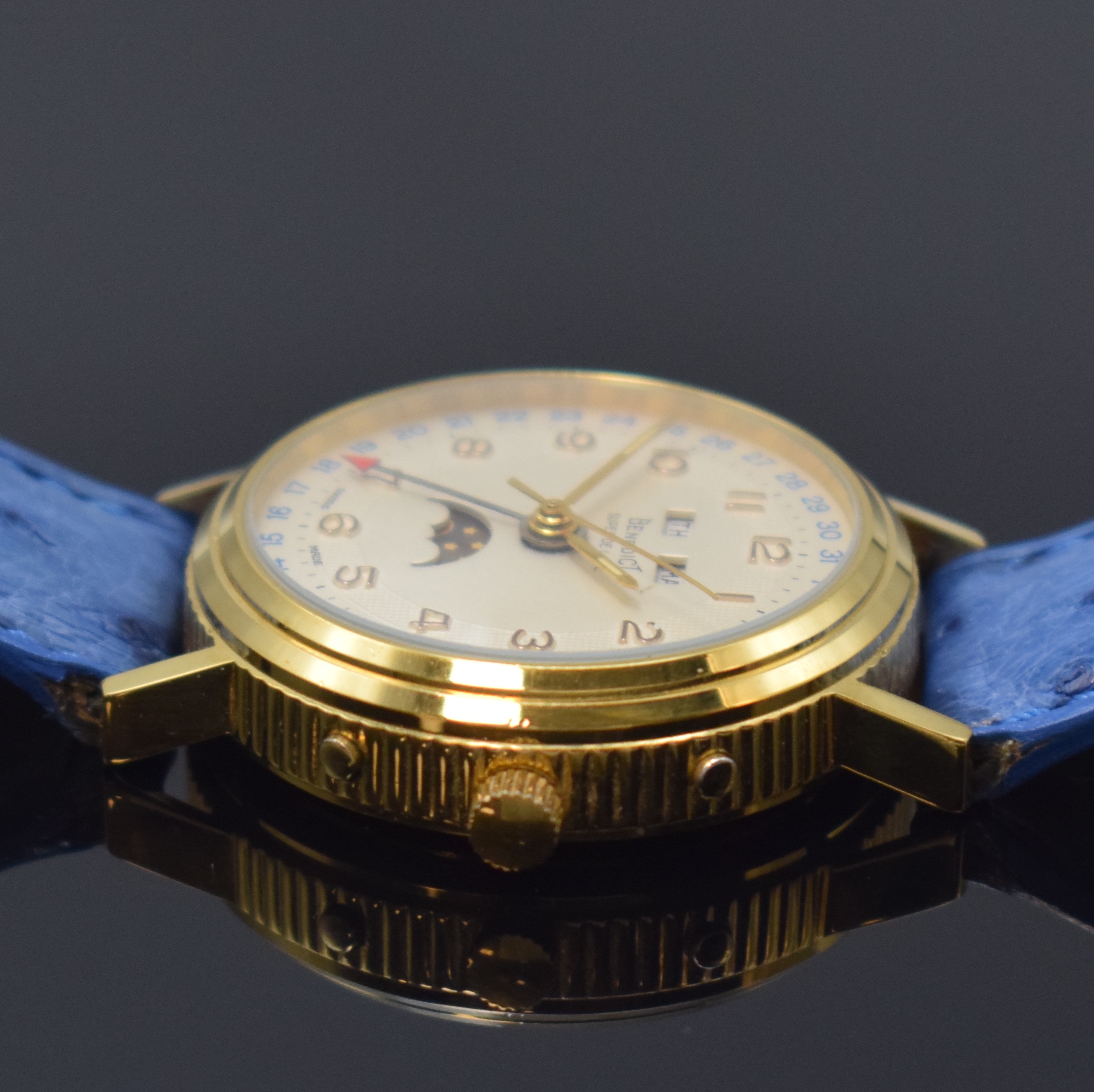 Detail b: BENEDICT Super De Luxe Herrenarmbanduhr mit Vollkalender inklusive Mondphase, Schweiz um 1990, Handaufzug, verg. Geh., Münzrand, beids. vergl., ...