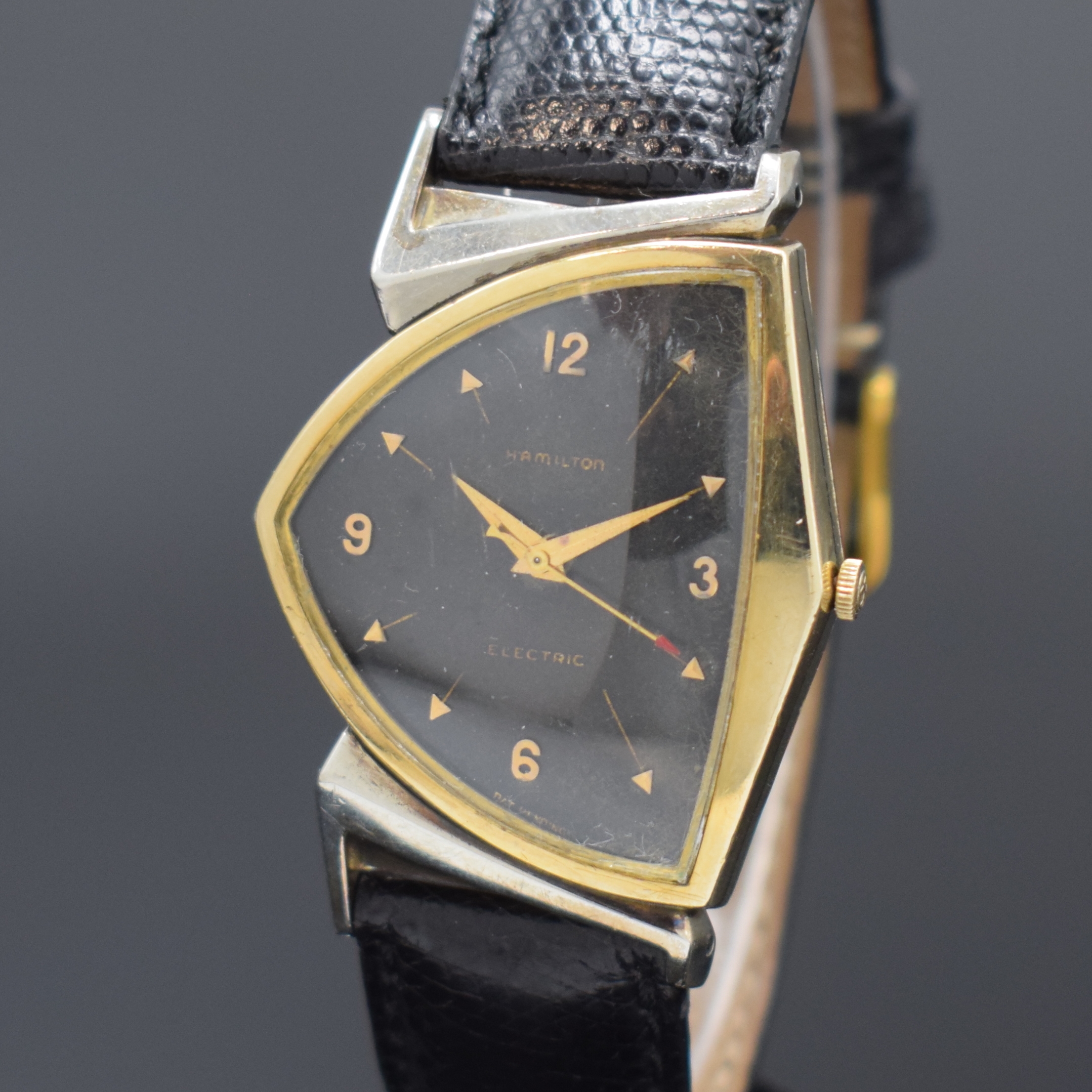 Detail a: HAMILTON Electric Pacer seltene 10k Gold Filled Armbanduhr, USA um 1960, eine der ersten elektromechanischen Uhren, asymmetrisches Geh. teils angel., ...