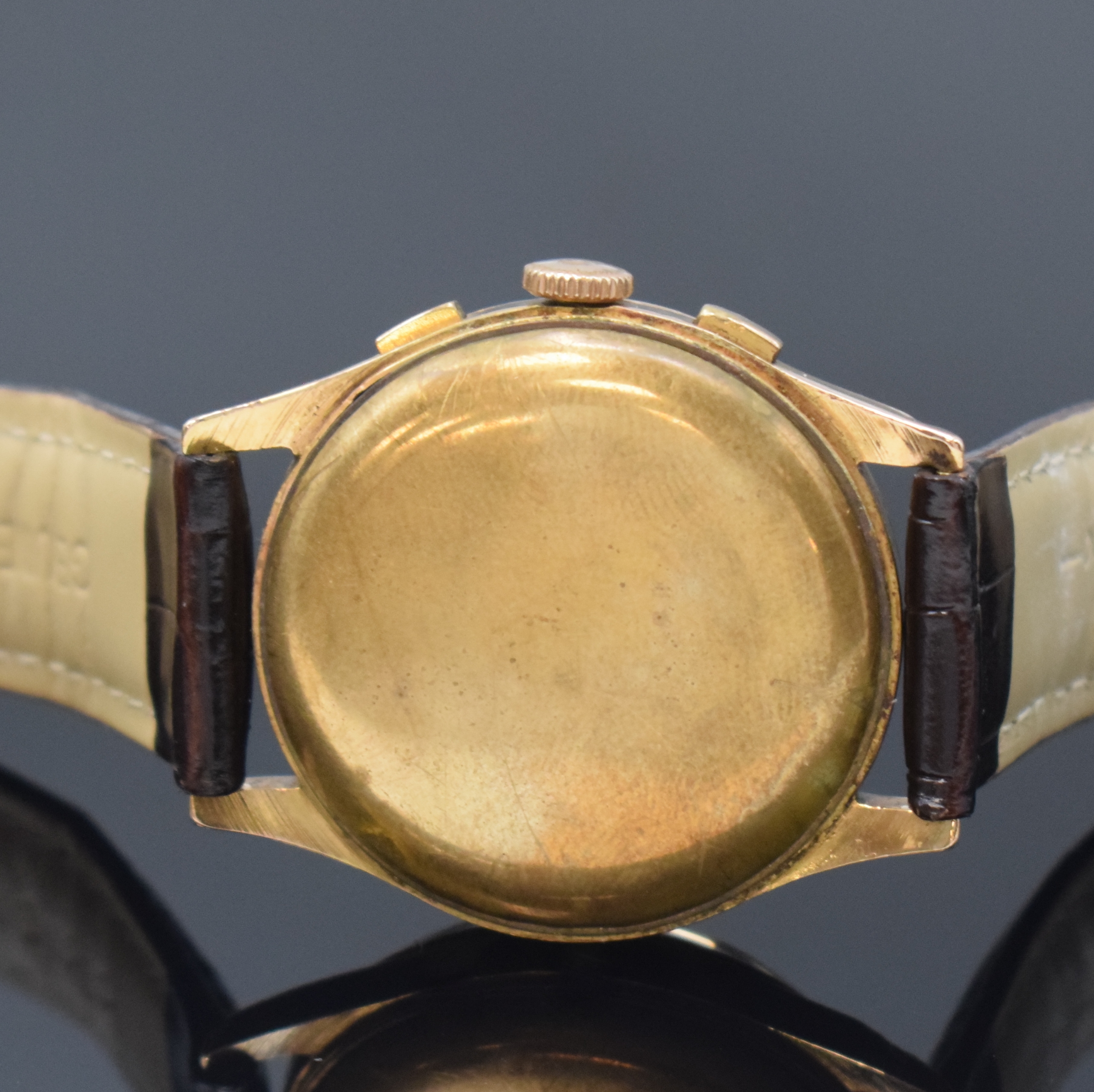 Detail e: TITUS Herrenarmbanduhr mit Chronograph in RG 750/000, Schweiz um 1950, Handaufzug, 3- teil. Geh. dell., Boden und Glasrand aufgedr., verg. Cuv., ...