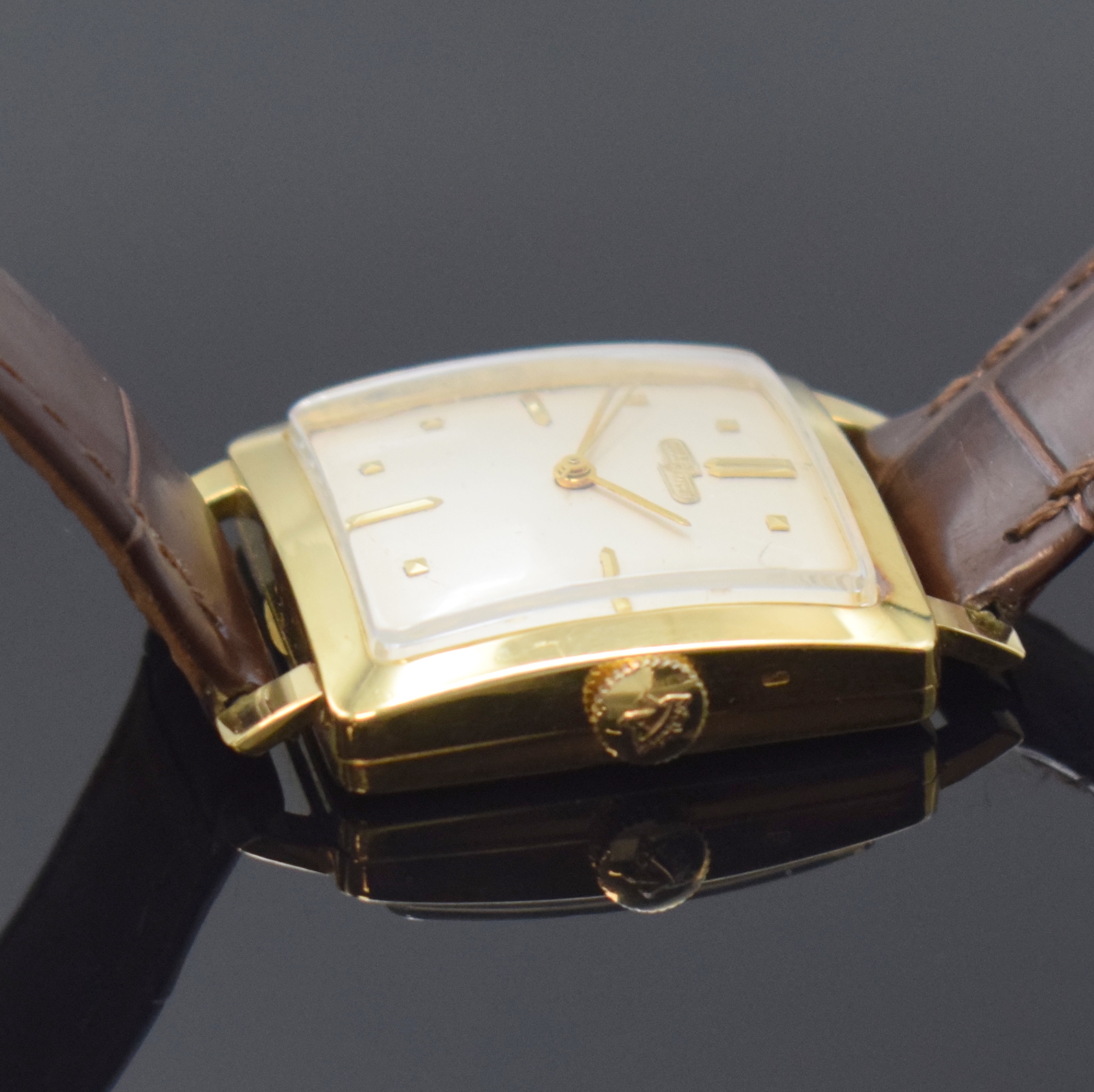 Detail b: NICOLET Armbanduhr in GG 750/000, Automatik, Schweiz um 1957, 2-teil Geh., Boden aufgedr., silb. Zifferbl. m. aufgel. Indizes altersbed. fl., ...