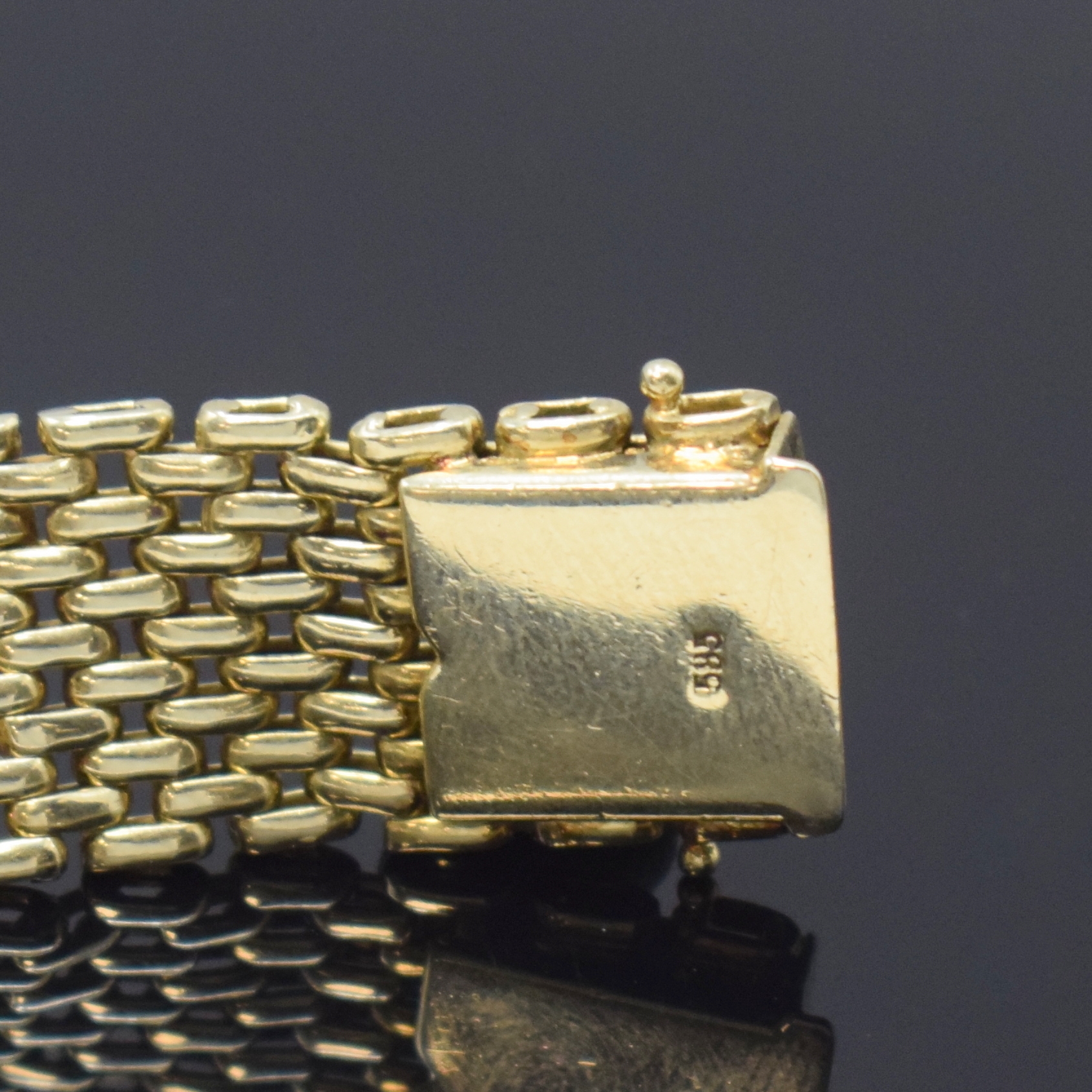 Detail b: ARCTOS Damenarmbanduhr in GG 585/000 mit Diamanten, Schweiz um 1980, Handaufzug, Ketten-Gliederband mit Kastenschl. und dopp. Sicherheitsacht, ...