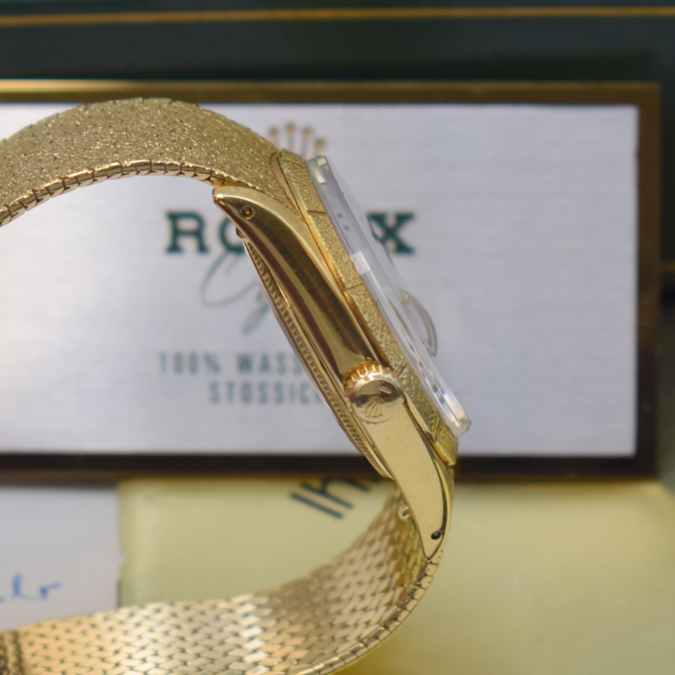 Detail d: ROLEX Datejust seltene Armbanduhr in GG 750/000 mit original Etui, Garantieschein, Oyster Schaufensterschild, Kaufrechnung und Anleitung, Referenz ...