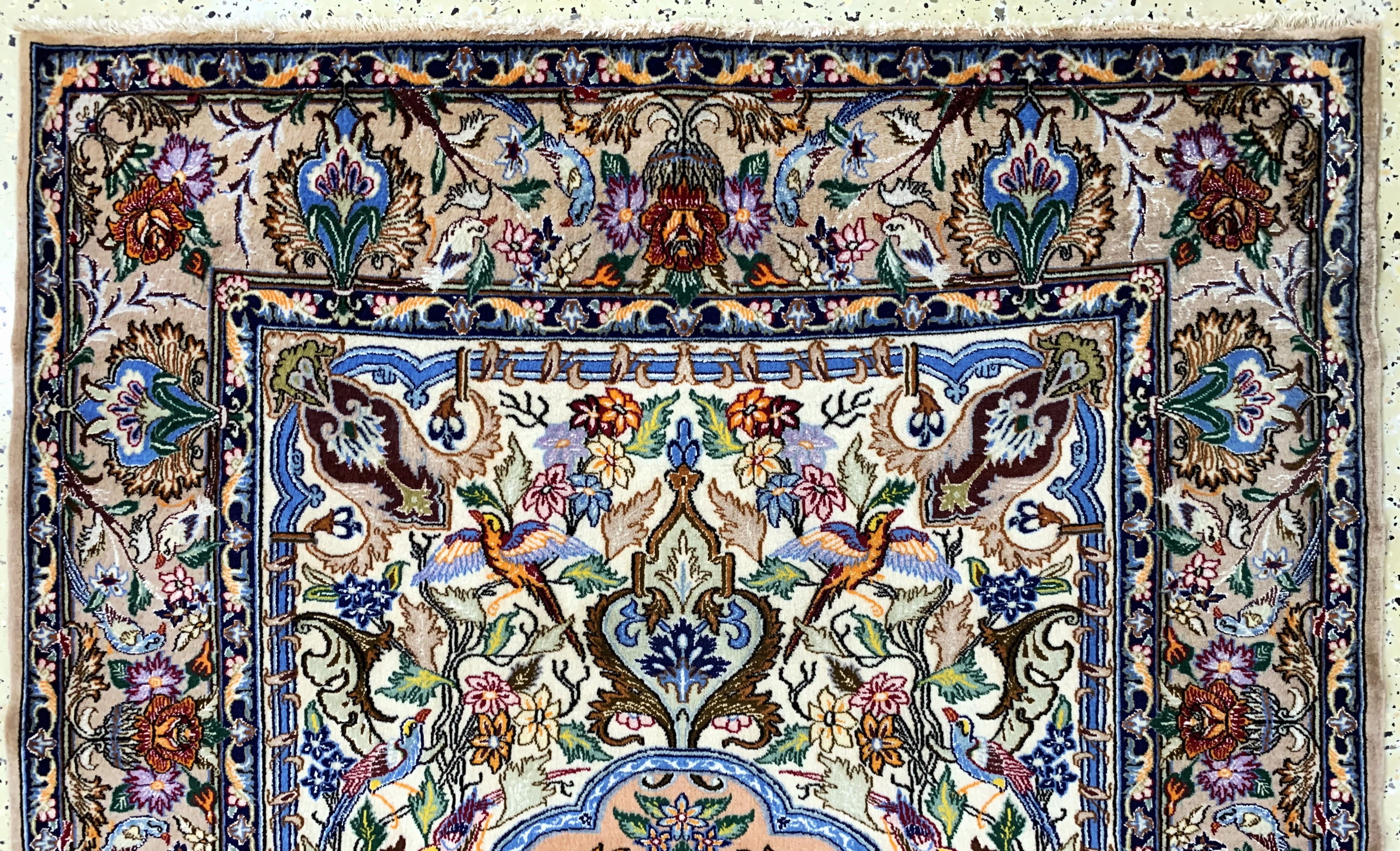 Detail a: Esfahan fein, Persien, Mitte 20.Jhd, Korkwolle mit und auf Seide, ca. 181 x 112 cm,ca. 1,0 Mio. Kn/qm, EHZ: 2
