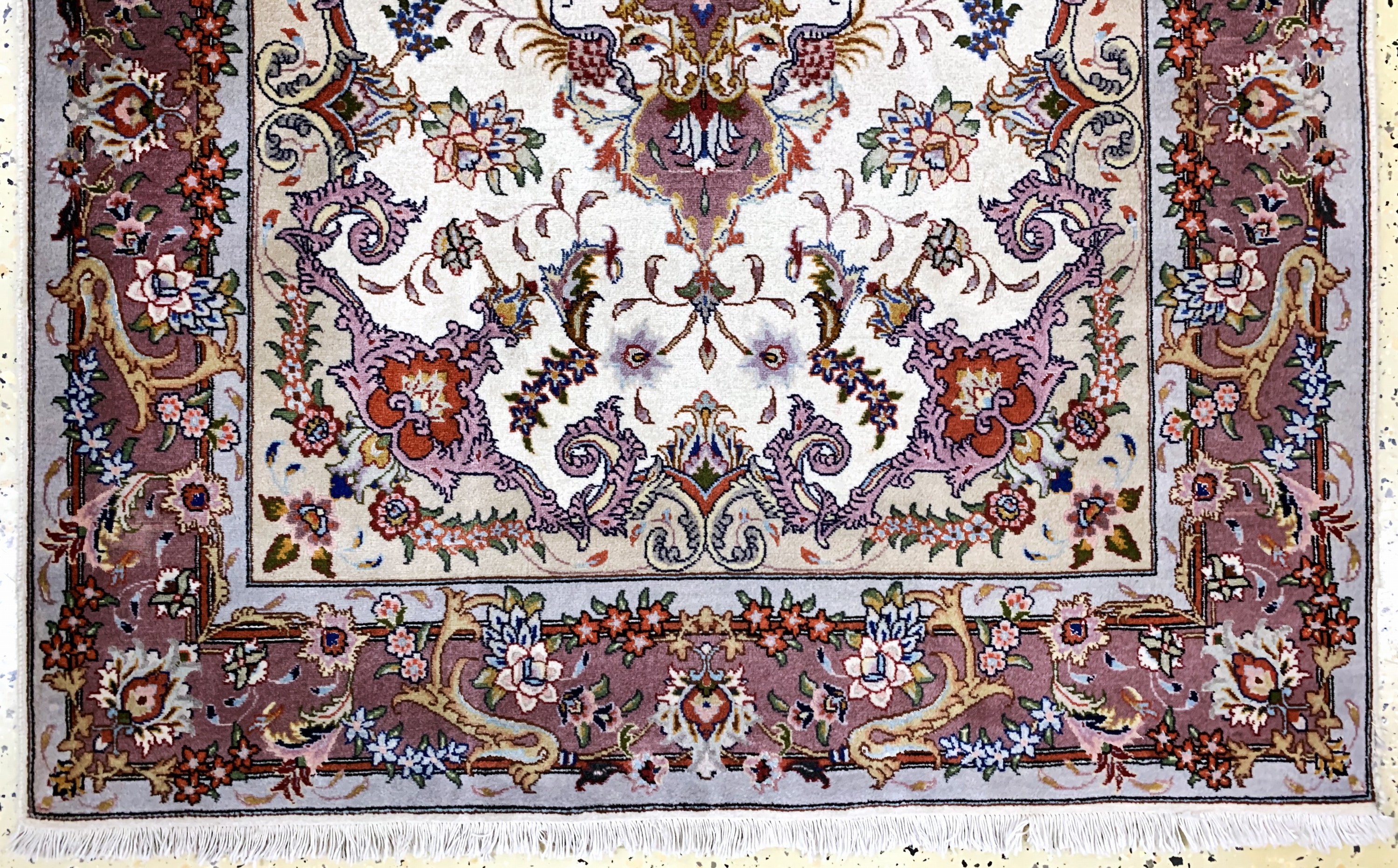Detail c: Täbriz fein(50 Raj), Persien, Mitte 20.Jhd,Korkwolle mit Seide, ca. 153 x 102 cm, EHZ: 2