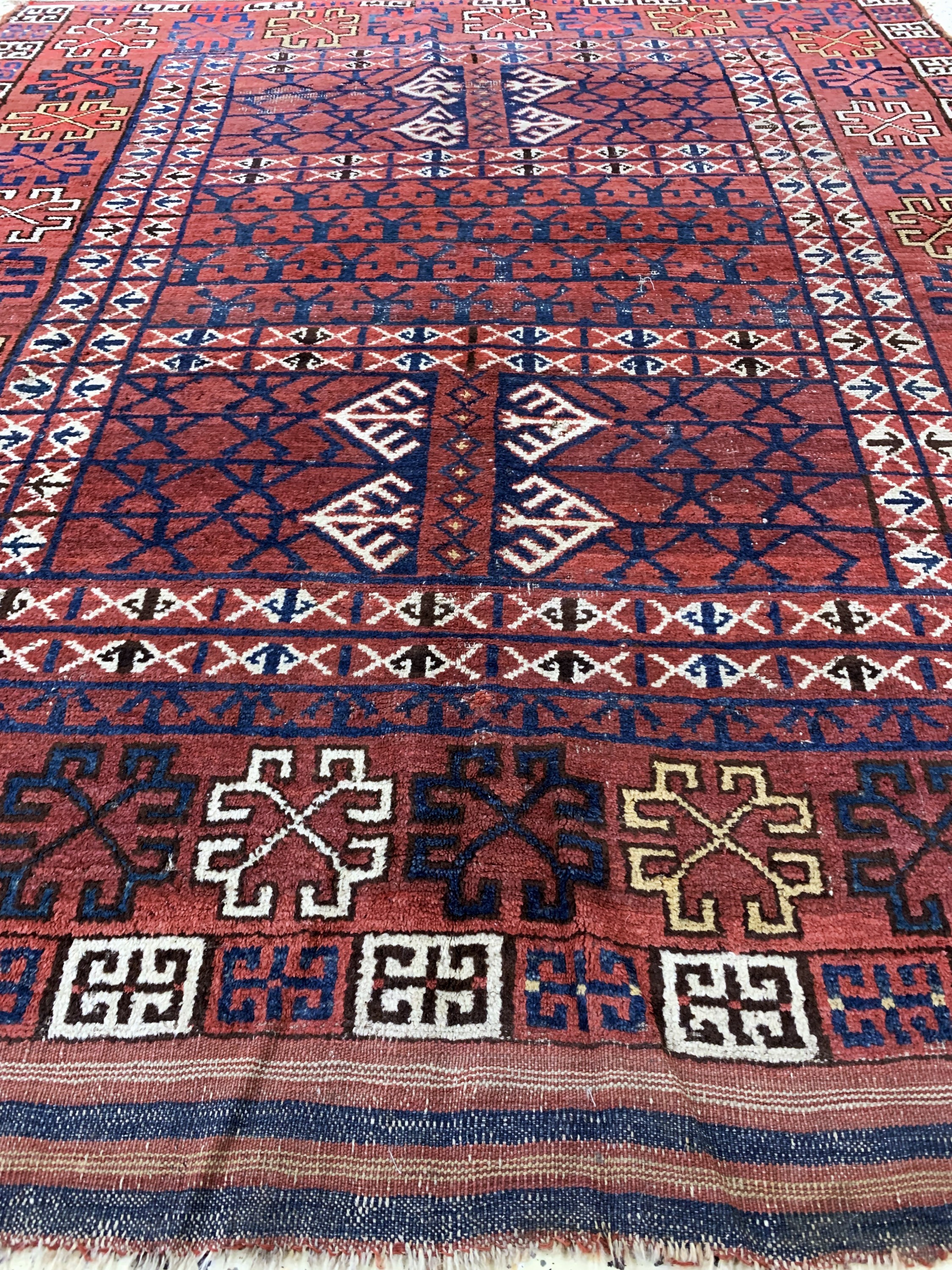 Detail e: Antiker Beschir Engsi, Turkmenistan, 19.Jhd, Wolle auf Wolle, ca. 198 x 169 cm, EHZ: 4