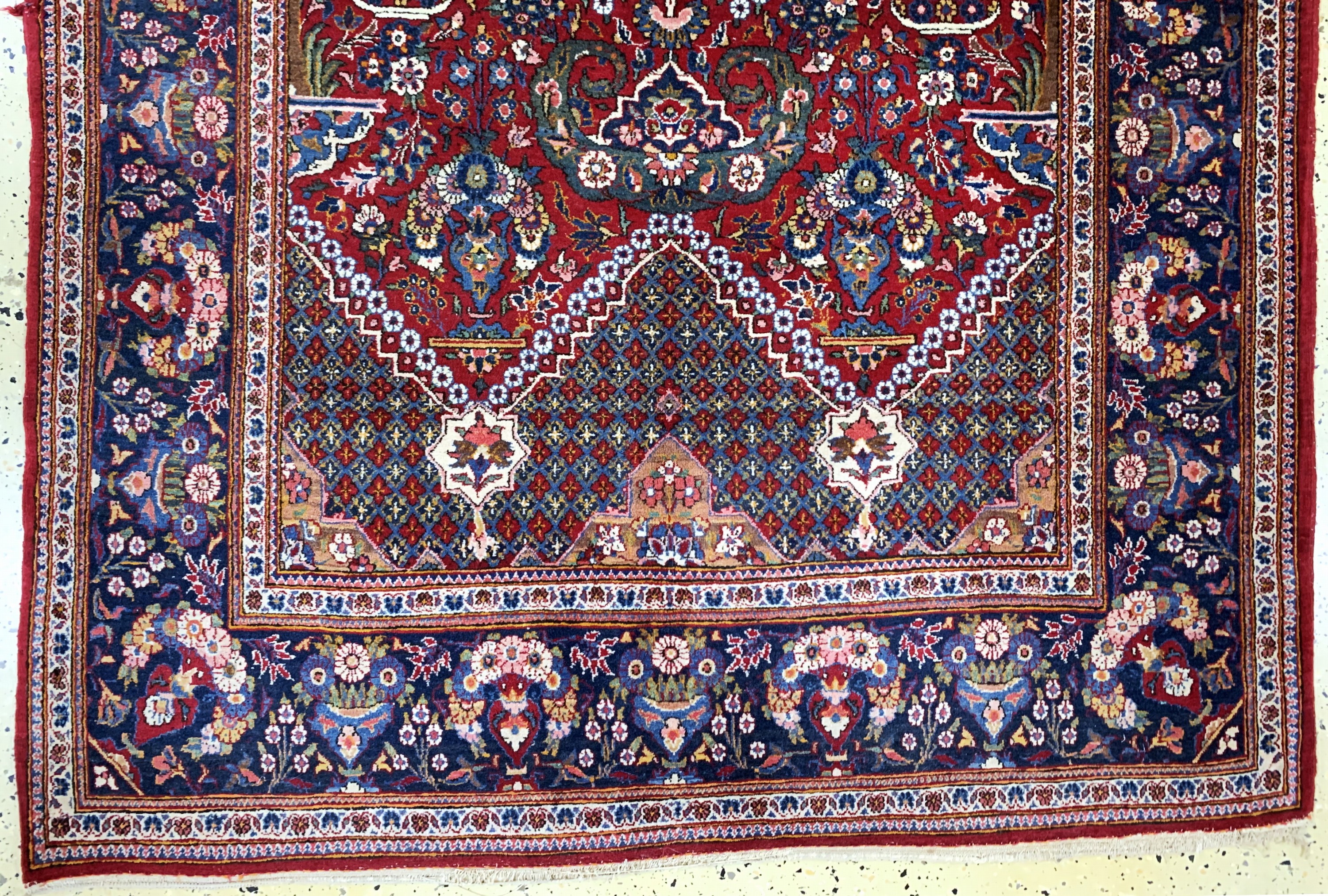 Detail c: Keschan"Hadji-Khanomi", Persien, Mitte 20.Jhd, Wolle auf Baumwolle, ca. 200 x 135 cm,EHZ: 2, (Risse am Rand)