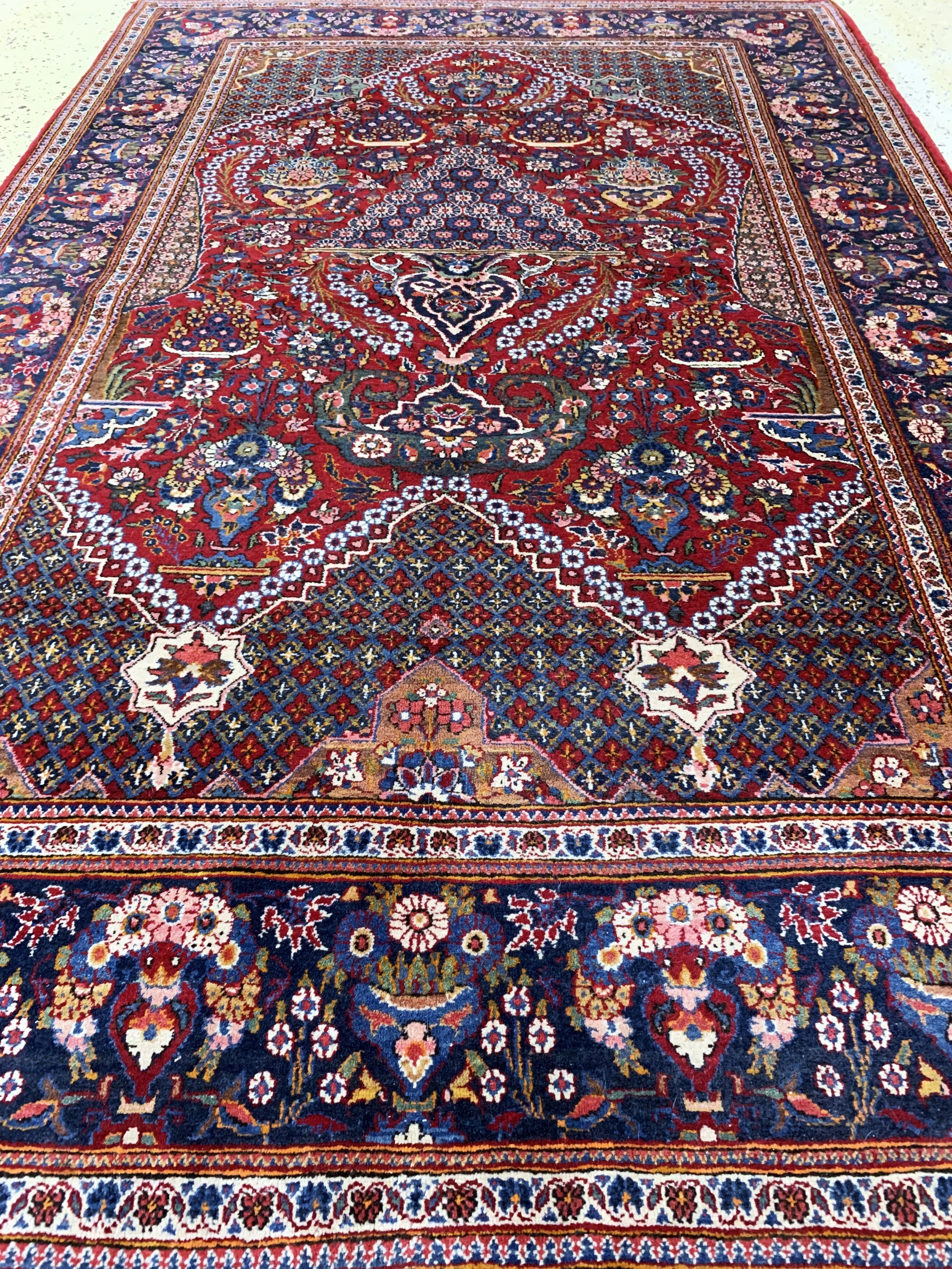 Detail e: Keschan"Hadji-Khanomi", Persien, Mitte 20.Jhd, Wolle auf Baumwolle, ca. 200 x 135 cm,EHZ: 2, (Risse am Rand)