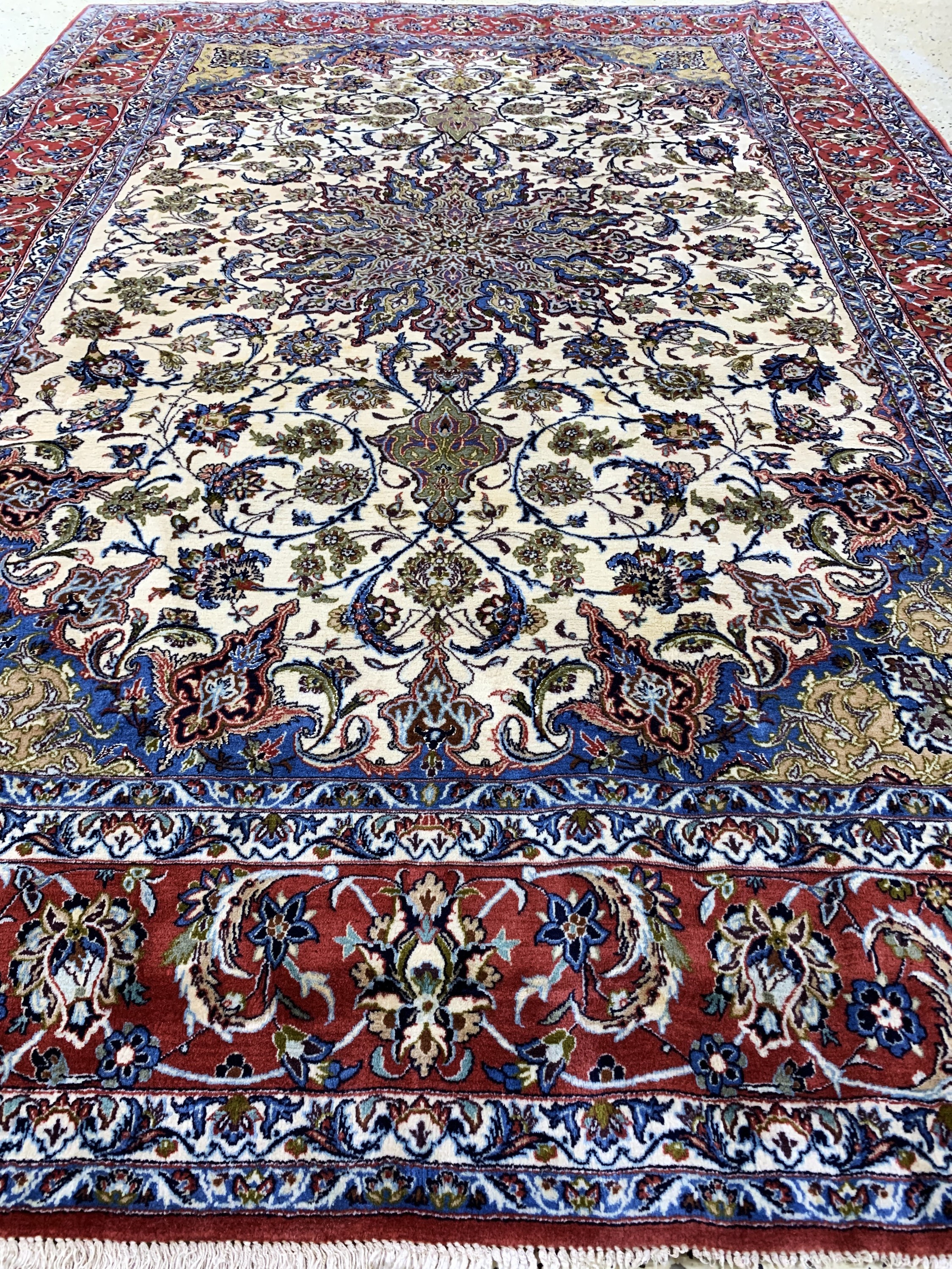 Detail f: Esfahan fein, Persien, Ende 20.Jhd, Korkwolle mit und auf Seide, ca. 298 x 205 cm,EHZ: 2