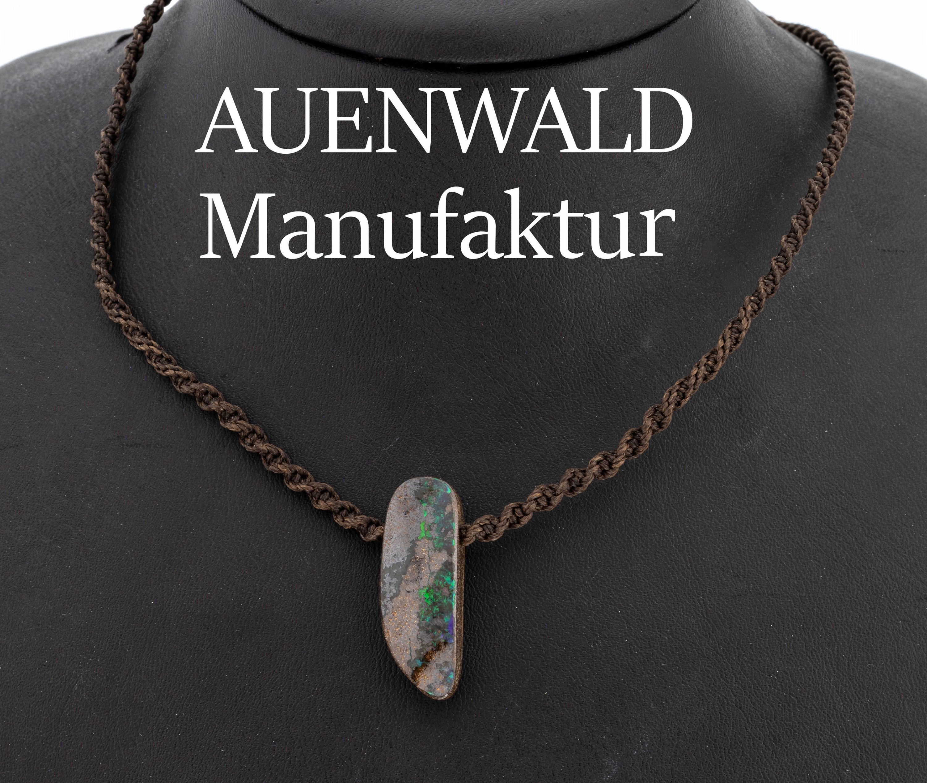Boulderopal-Flechtcollier, geflochtene Polyesterfäden, Länge stufenlos verstellbar ca. 40-72 cm, AUENWALD Manufaktur