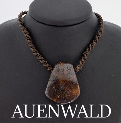Image 26871868 - Boulderopal-Flechtcollier, besteht aus geflochtenen Polyesterfäden, stufenlos ...