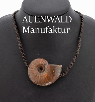 Image Ammonit-Flechtcollier, geflochtene Polyesterfäden, schönes Farbspiel in Rot, ...