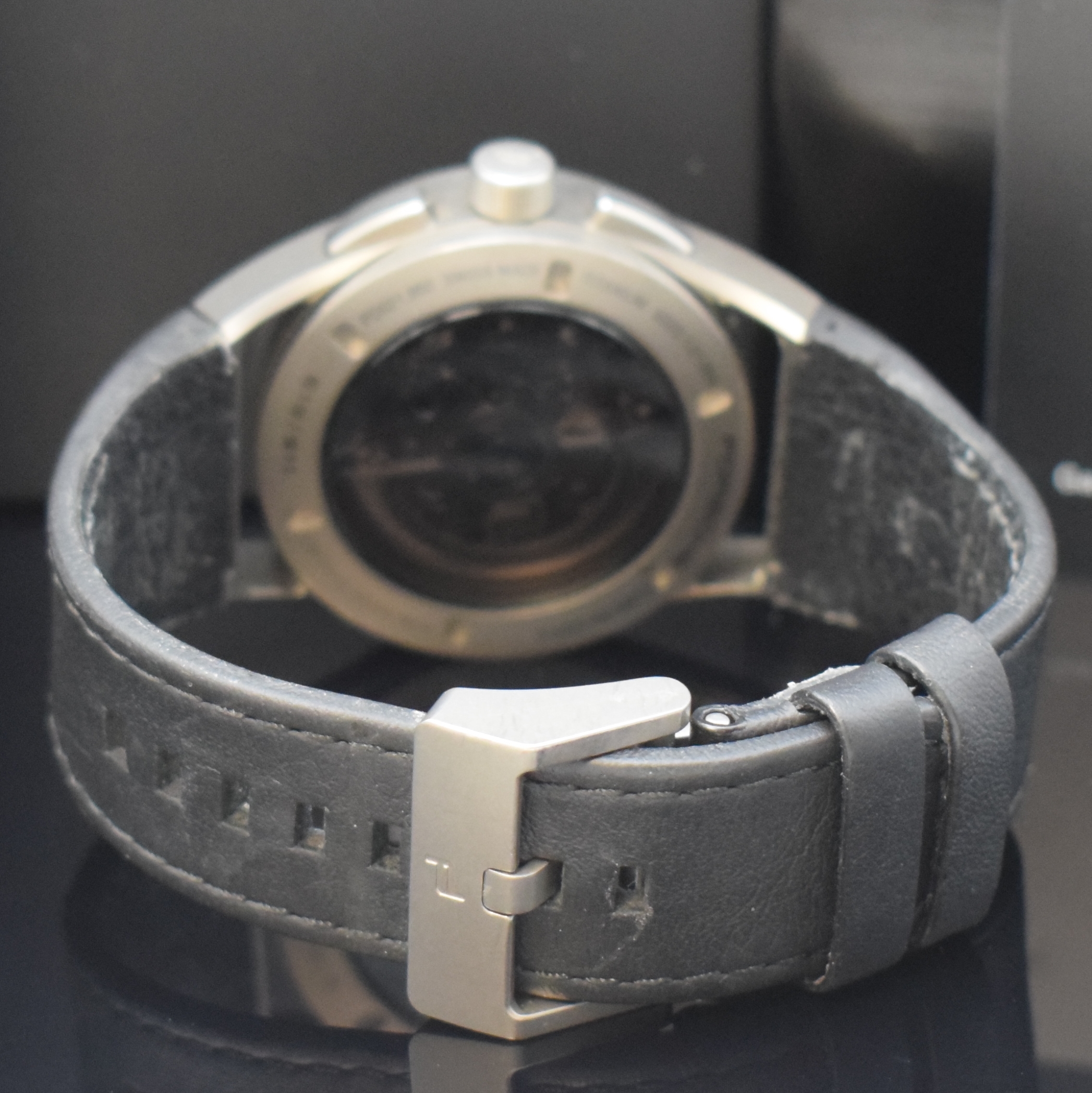 Detail b: PORSCHE DESIGN Timless Maschine auf 911 Stück limitierter Armbandchronograph Referenz 6020.1.01.004.07.2, Automatik, beids. vergl. Titangeh. inkl. ...