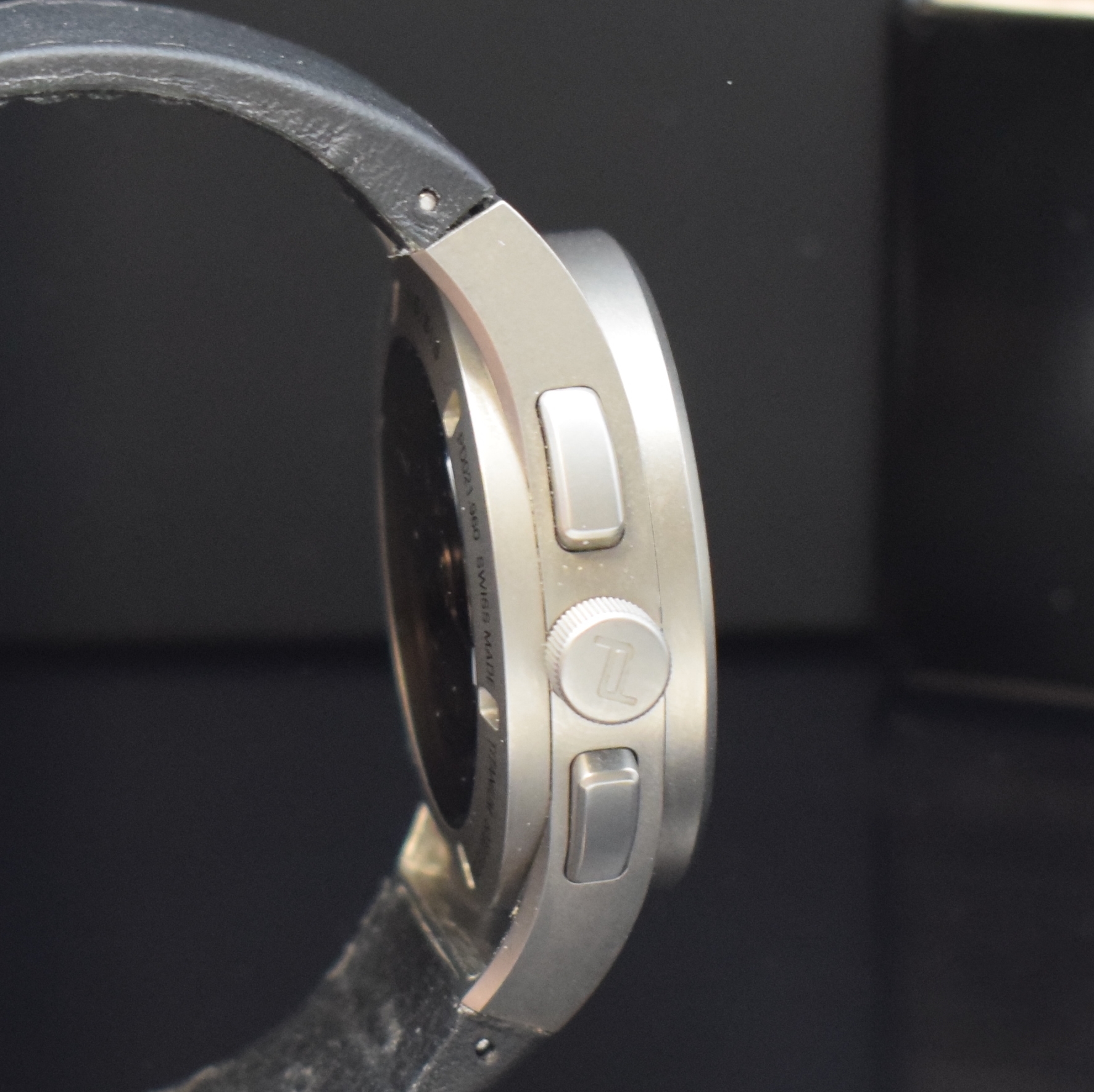 Detail c: PORSCHE DESIGN Timless Maschine auf 911 Stück limitierter Armbandchronograph Referenz 6020.1.01.004.07.2, Automatik, beids. vergl. Titangeh. inkl. ...