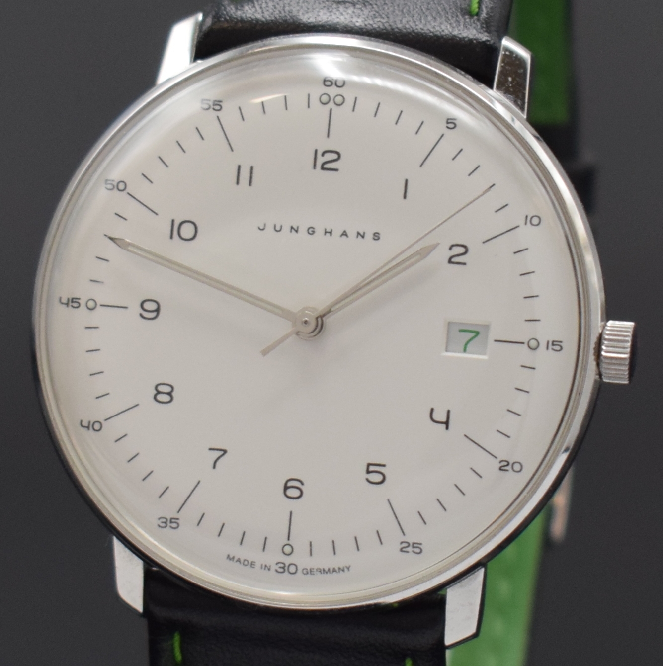 Detail a: JUNGHANS Max Bill Edition 2018 Armbanduhr Referenz 041/4811.00, quarz, Boden 4-fach verschr., orig. Lederband m. Dornschl., silb. Zifferbl. m. arab. ...
