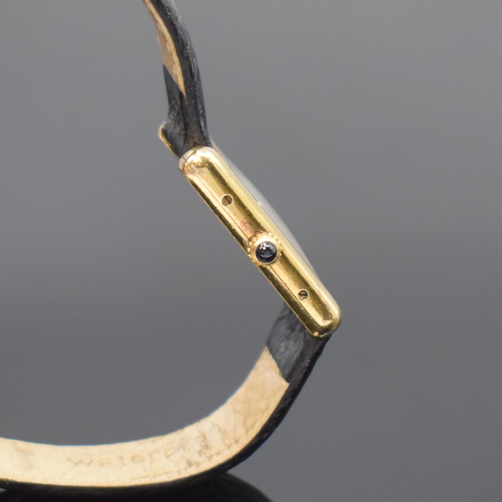 Detail b: CARTIER Damenarmbanduhr Tank Vermeil Referenz 590005, Schweiz um 1990, quarz, 2-teil. Silbergeh. verg., Boden 4-fach verschr., Schmuckkrone, silb. ...
