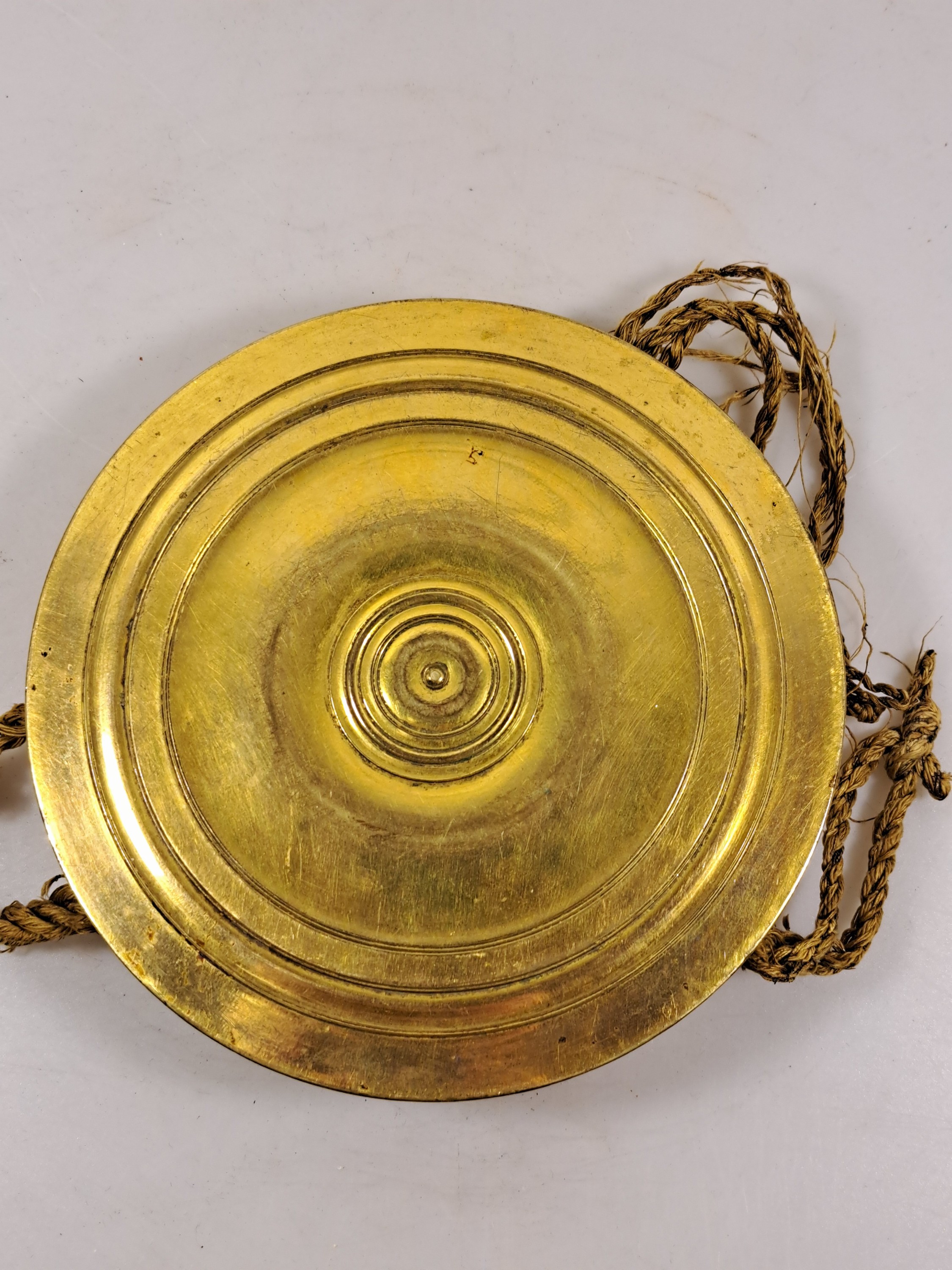 Detail c: Lacksiegel der K.K. Monarchie, Doppeladler mit umlaufender Bezeichnung, Messingkapsel, graviert: Monogramm J II im Schild mit Doppeladler, D. 15 cm