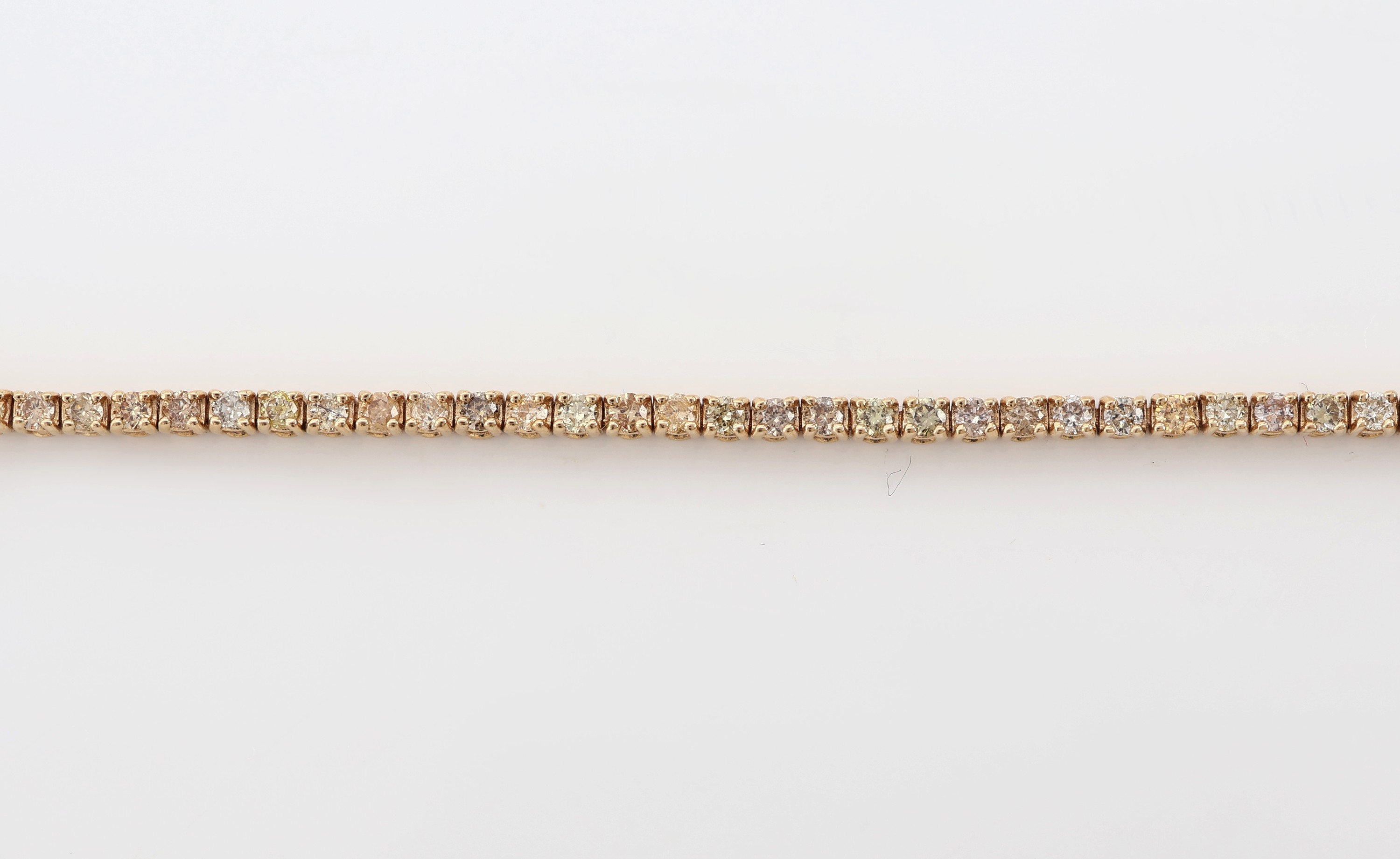 Detail a: 14 kt Gold Brillant-Collier, GG 585/000, 127 Brillanten zus. ca. 4.55 ct natural Mix fancy color/vs-si 2/p1, ca. 9.8 g, L. ca. 40 cm, ...