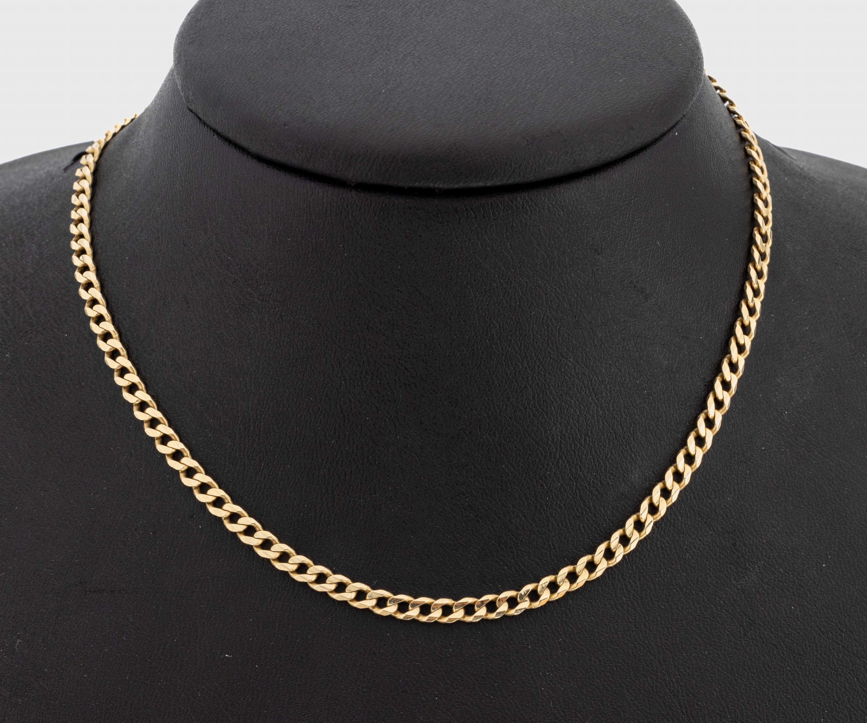 14 kt Gold Flachpanzercollier, GG 585/000, Karabinerschließe, L. ca. 69 cm, ca. 19.1 g