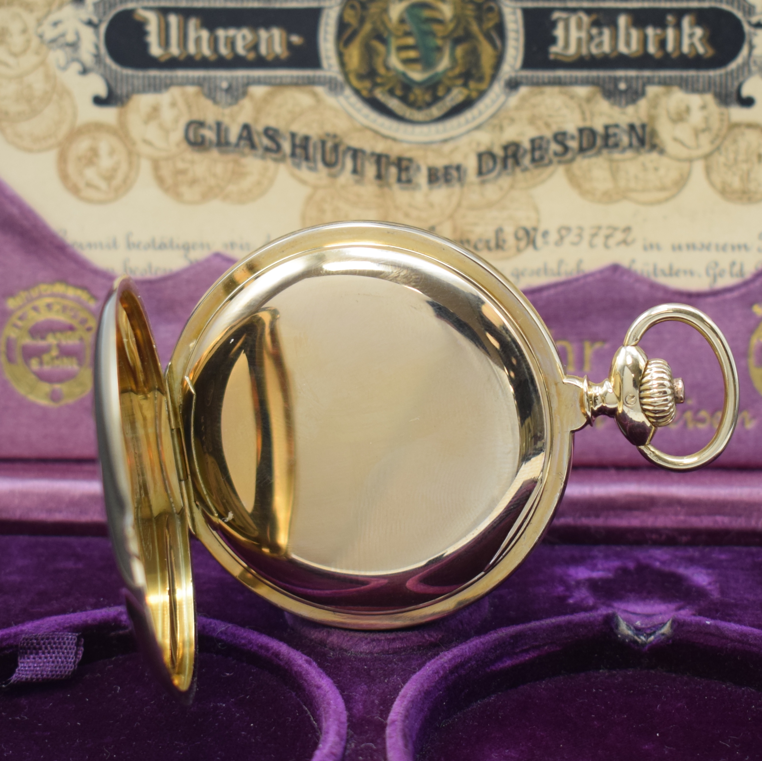 Detail d: A.LANGE & SÖHNE -DUF- Herrensavonette in GG 585/000 mit original Box und Papier, Deutschland um 1920, glattes 3-Deckel Lucia Goldgeh. m. à-goutte ...