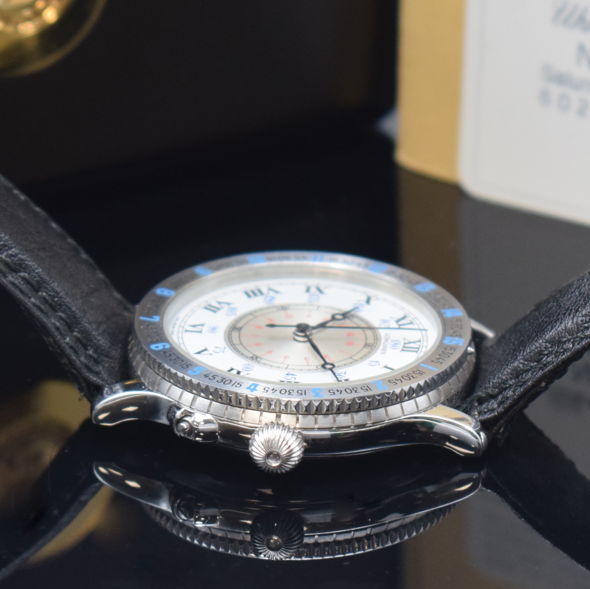 Detail b: LONGINES Stundenwinkeluhr nach Charles A. Lindberg Referenz 628.5240, Schweiz verk. lt. beil. Pap. 09/2002, Automatik, beids. vergl. Edelstahlgeh. m. ...