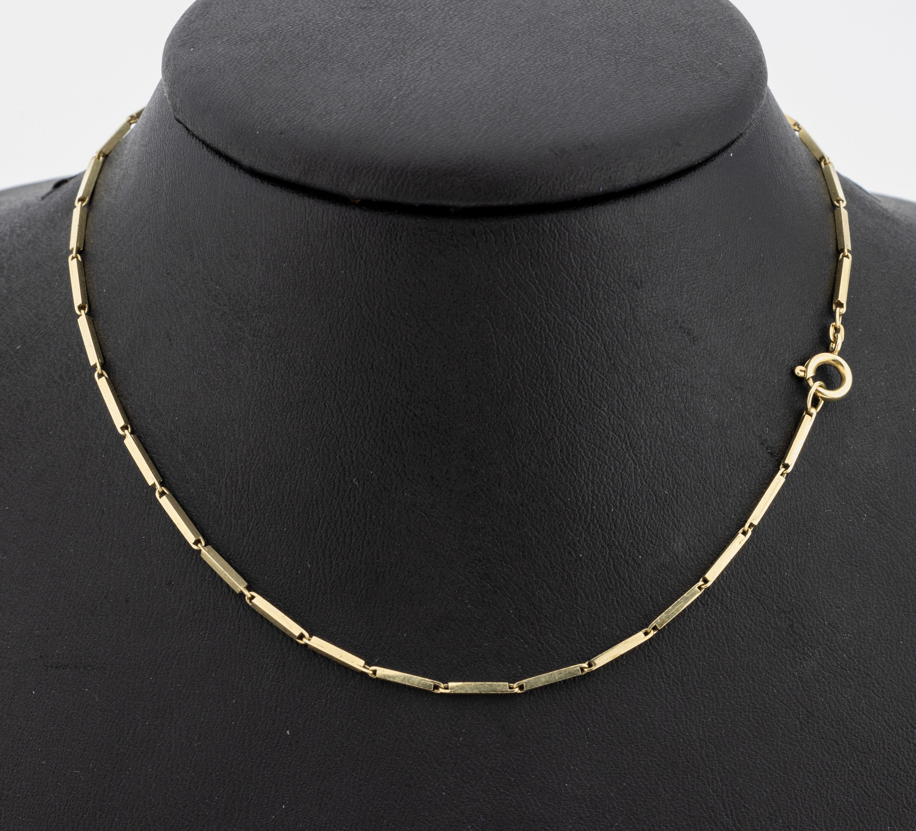 14 kt Gold Stäbchenkette, GG 585/000, L. ca. 50 cm, Federringschließe, ca. 9.1 g