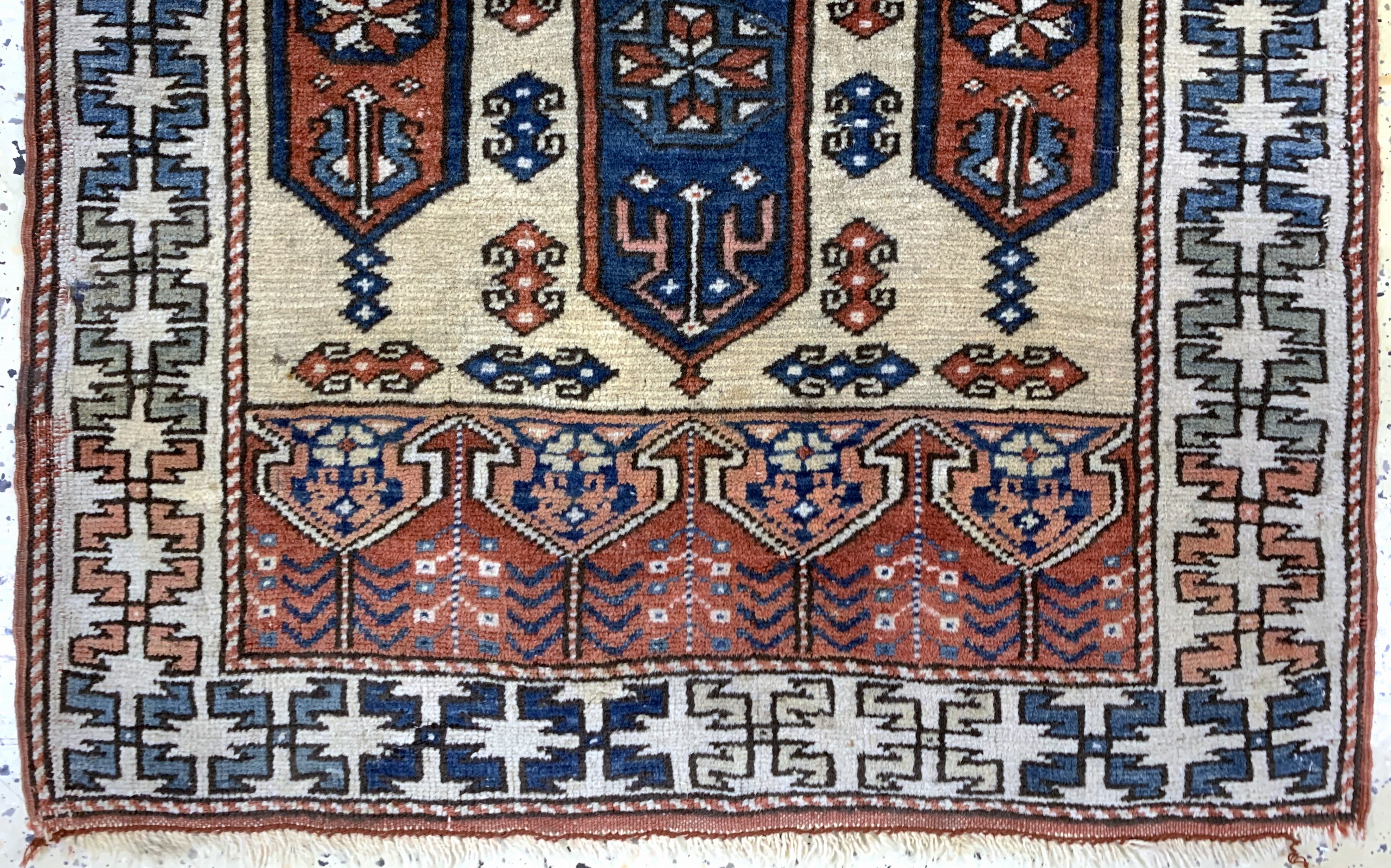 Detail b: Melas alt, Türkei, Mitte 20.Jhd, Wolle auf Wolle, ca. 125 x 93 cm, EHZ: 2