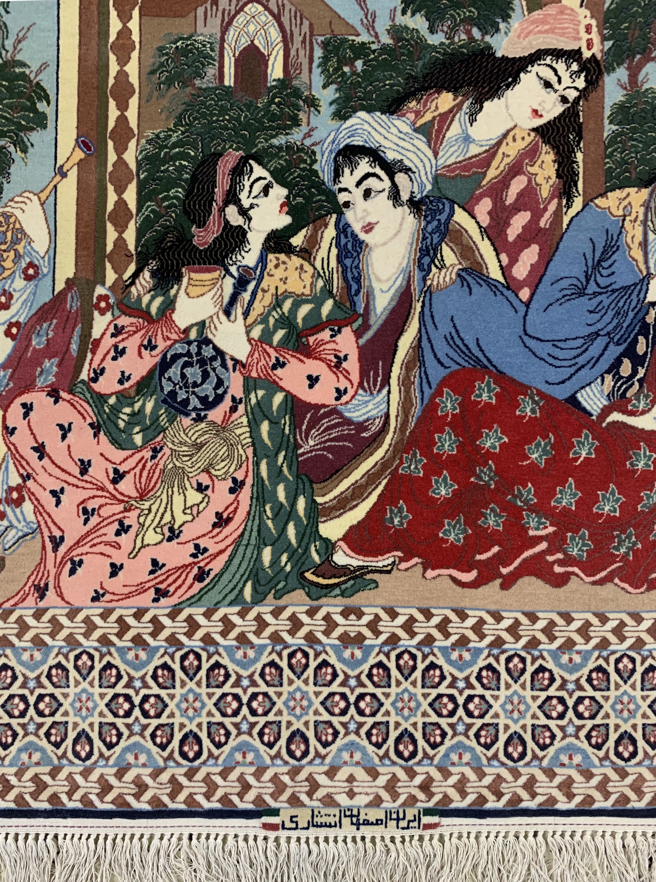 Detail b: Esfahan fein sign.(Enteshari), Persien, Mitte 20.Jhd., Korkwolle auf Seide, ca. 175 x 120cm, ca. 1.Mio. Kn/qm, EHZ: 1-2