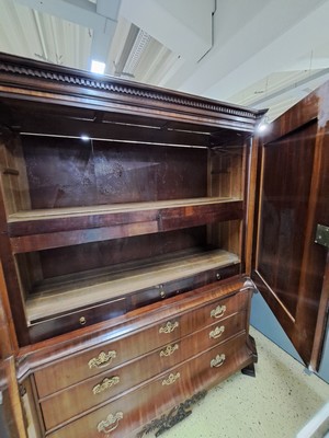 26872214a - Kabinettschrank, norddeutsch, Klassizistisch, um 1830, Mahagonifurnier, Rückwand ...