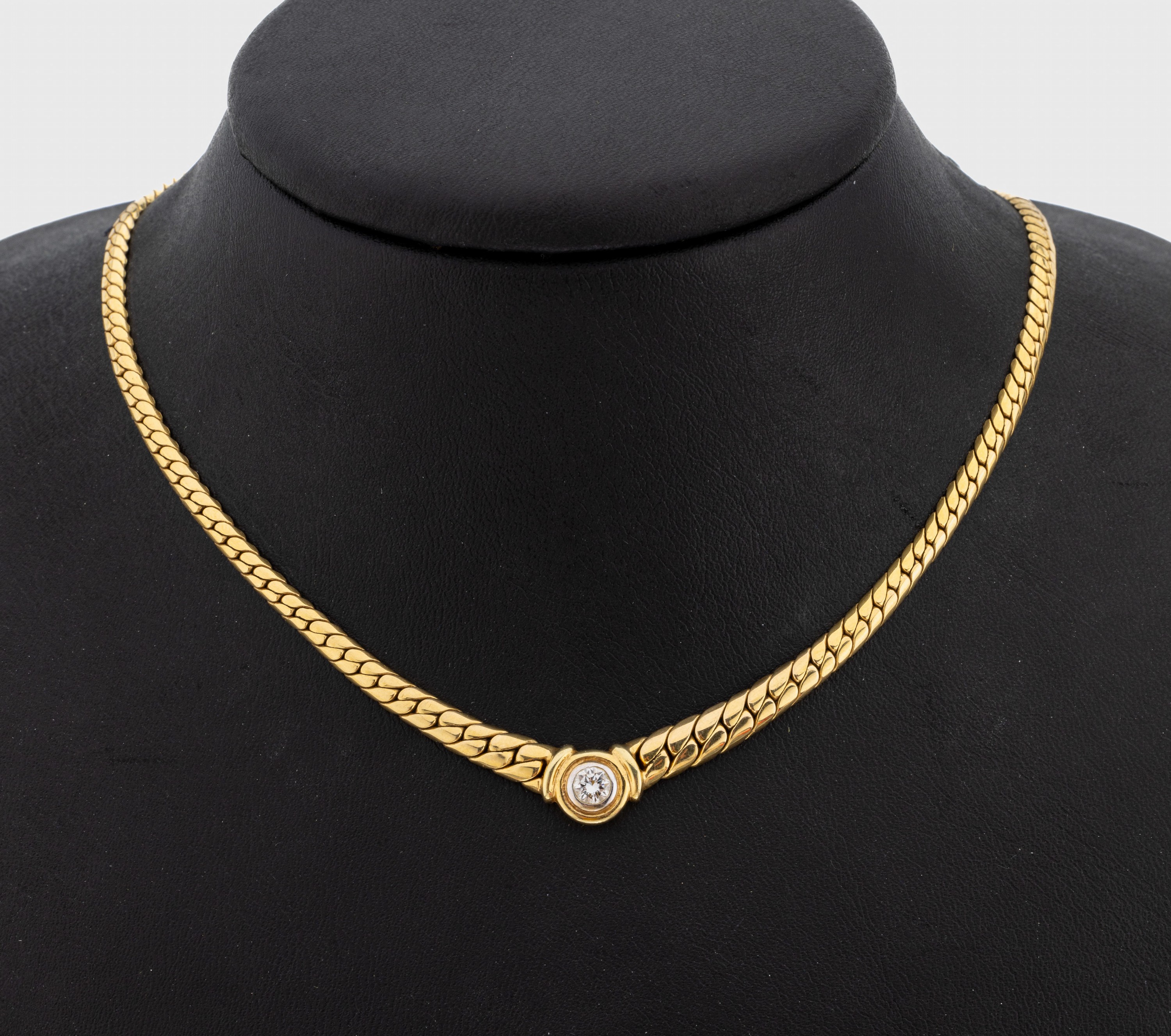 14 kt Gold Brillant-Collier, GG 585/000, Brillant ca. 0.25 ct Weiß/vs, L. ca. 42 cm, Kastenschloß mit Sicherheitsacht, ca. 19.4 g