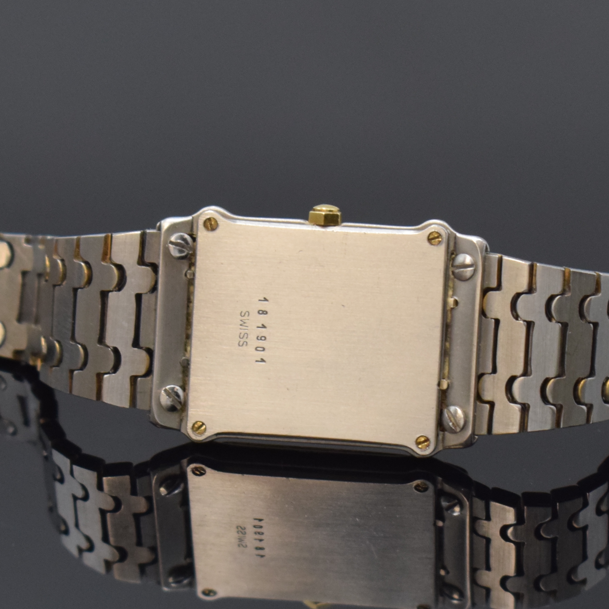 Detail d: EBEL Sport Classic Damenarmbanduhr mit Diamantbesatz Referenz 181901, Schweiz um 1995, quarz, Edelstahl/Gold komb. inkl. orig. Gliederband, Boden ...