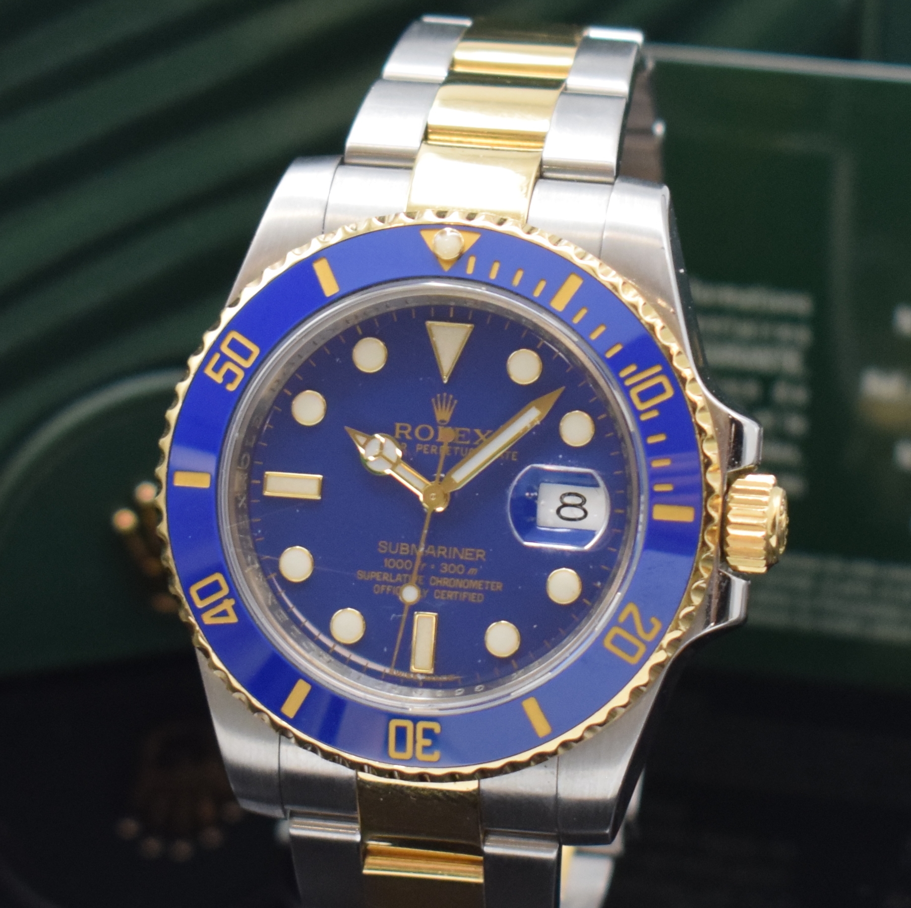 Detail a: ROLEX Herrenarmbanduhr Oyster Perpetual Date Submariner Referenz 116613LB, Automatik, G-Serie, LC 286, Chronometer der Superlative in Edelstahl/Gold ...