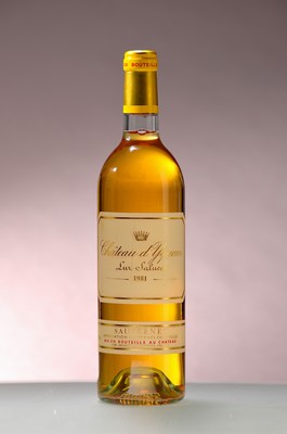 Image 26872437 - 1 Fl. 1981 Chateau d'Iquem, Sauternes, 750 ml, nicht verkostet, top shoulder