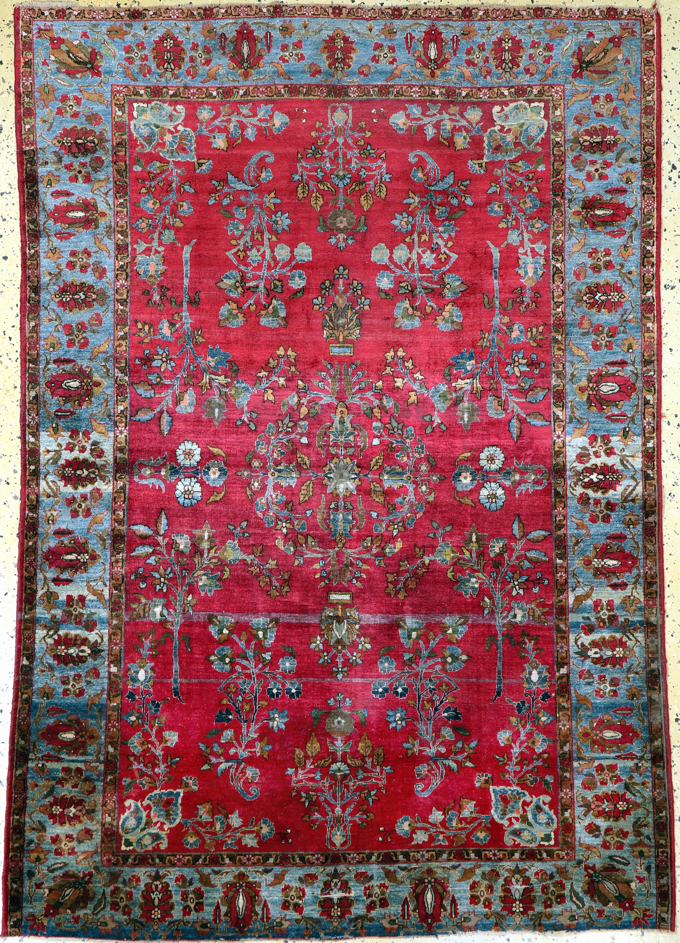 Keschan Seide antik, Persien, 19.Jhd, reineNaturseide, ca. 195 x 135 cm, minimal verkürzt, EHZ: 4 Morsch, (mehrere Risse).