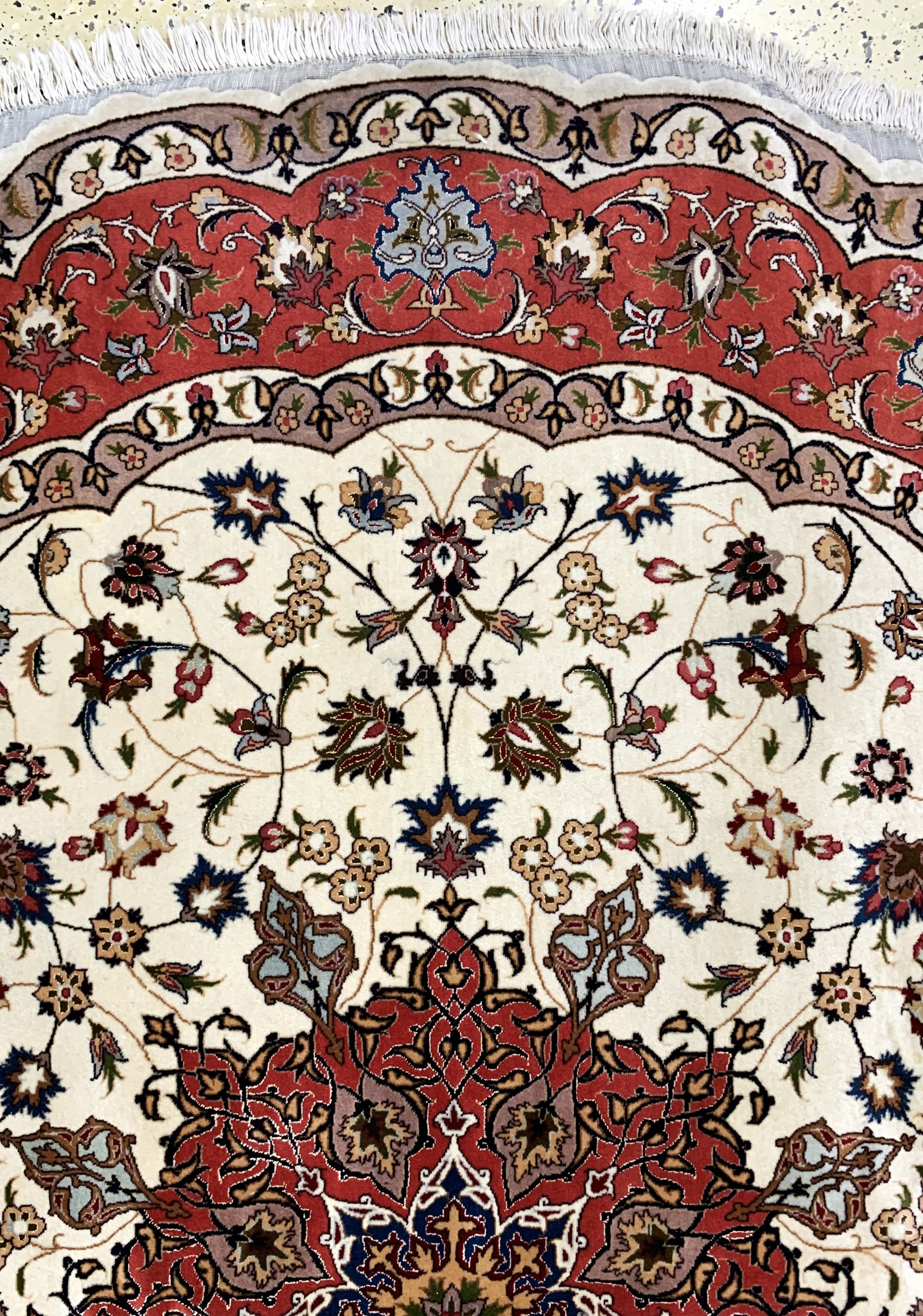 Detail e: Täbriz fein(50 Raj), Persien, Ende 20.Jhd, Korkwolle mit Seide, Durchmesser: ca. 250 cm, EHZ: 2