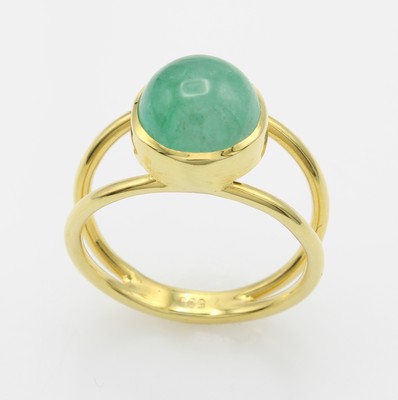 Image 26873165 - Ring mit Smaragdcabochon, GG 585/000, runder Smaragd ca. 4.34 ct, 2 rhg. Schiene, RW ca. ...