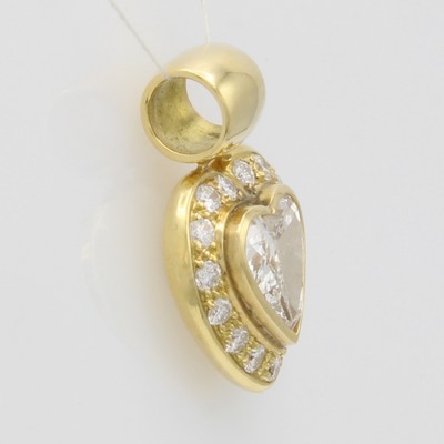 26873287a - Anhänger mit Diamant und Brillanten, GG 750/000, Diamantherz ca. 1.77 ct ...