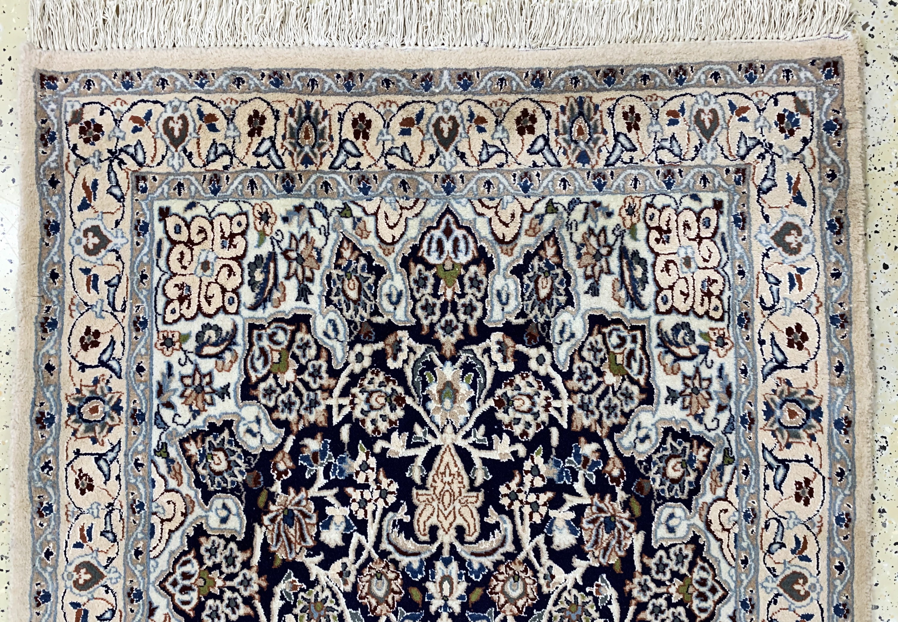 Detail a: Nain, Persien, Ende 20.Jhd., Wolle auf Baumwolle, ca. 200 x 110 cm, EHZ: 1-2