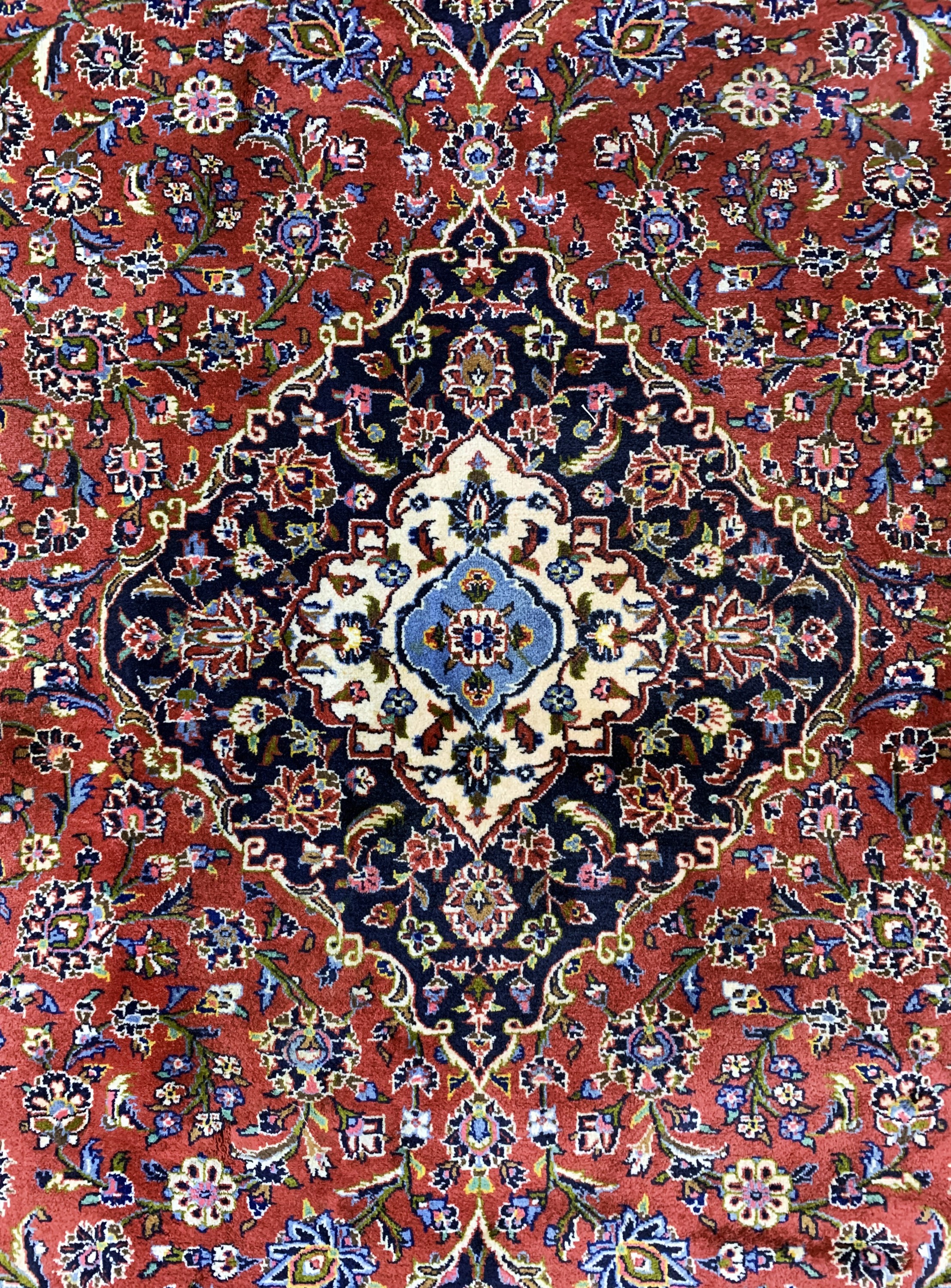 Detail c: Keschan Kork, Persien, Ende 20.Jhd, Korkwolle auf Baumwolle, ca. 352 x 250 cm, EHZ: 1-2