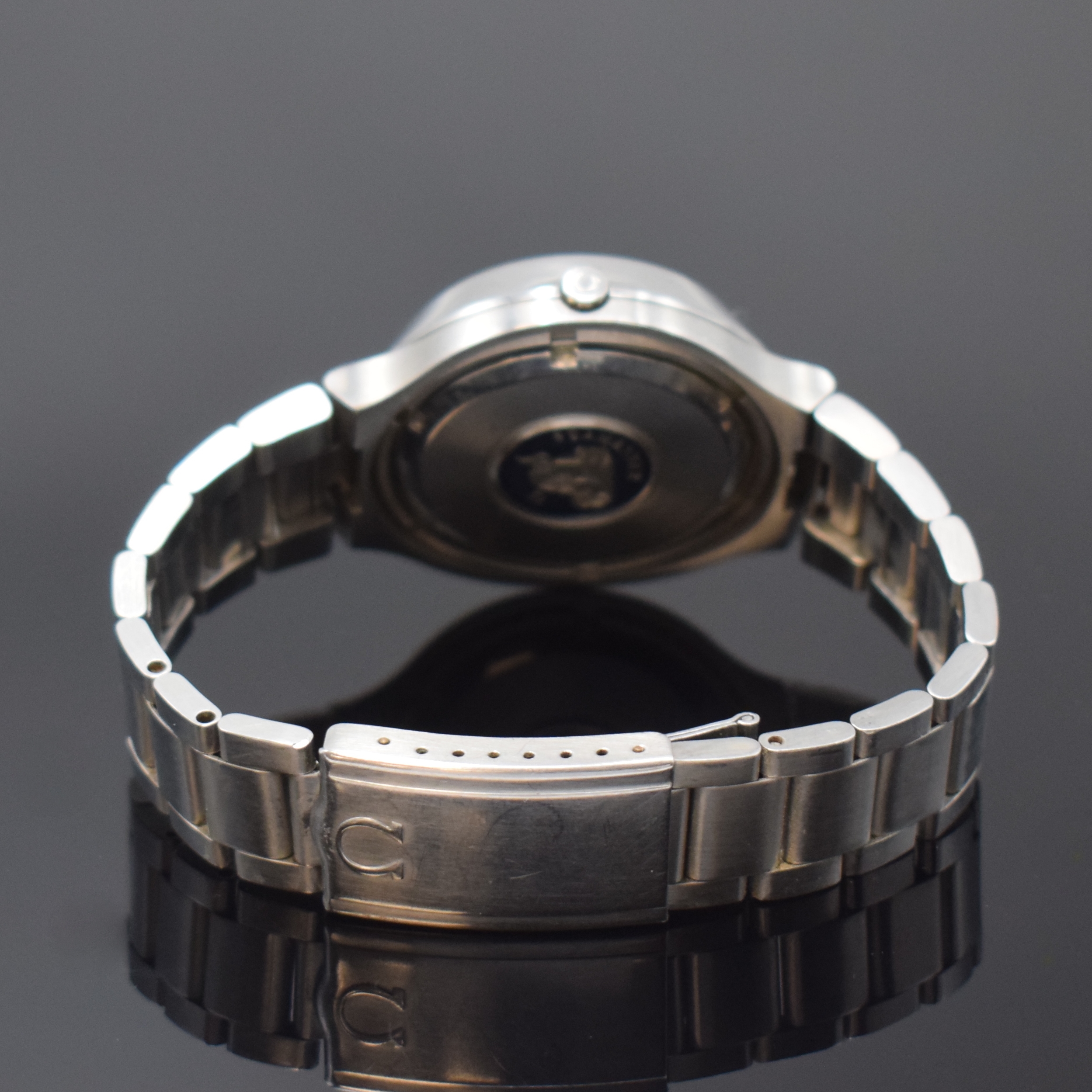 Detail b: OMEGA Seamaster Chronometer Herrenarmbanduhr Electronic f300HZ mit Stimmgabelschwinger Referenz 198.0018, Schweiz um 1971, massives Stahlgehäuse ...