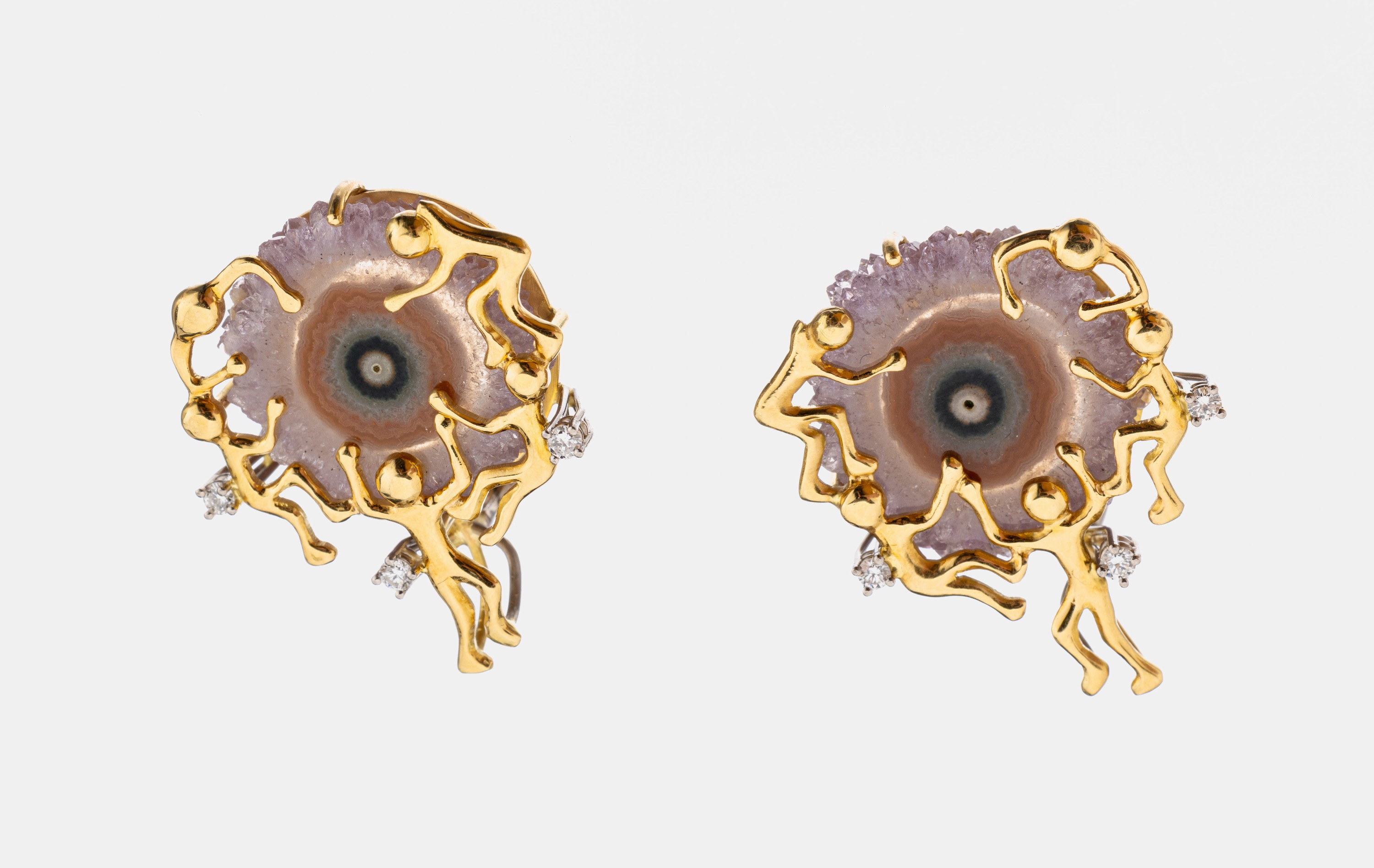 Paar 18 kt Gold Amethyst-Brillant-Ohrclips, GG/WG 750/000, mittig feine Amethyst- Querschnitte zus. ca. 31.00 ct, sehr feine Farbe und Qualität, ...