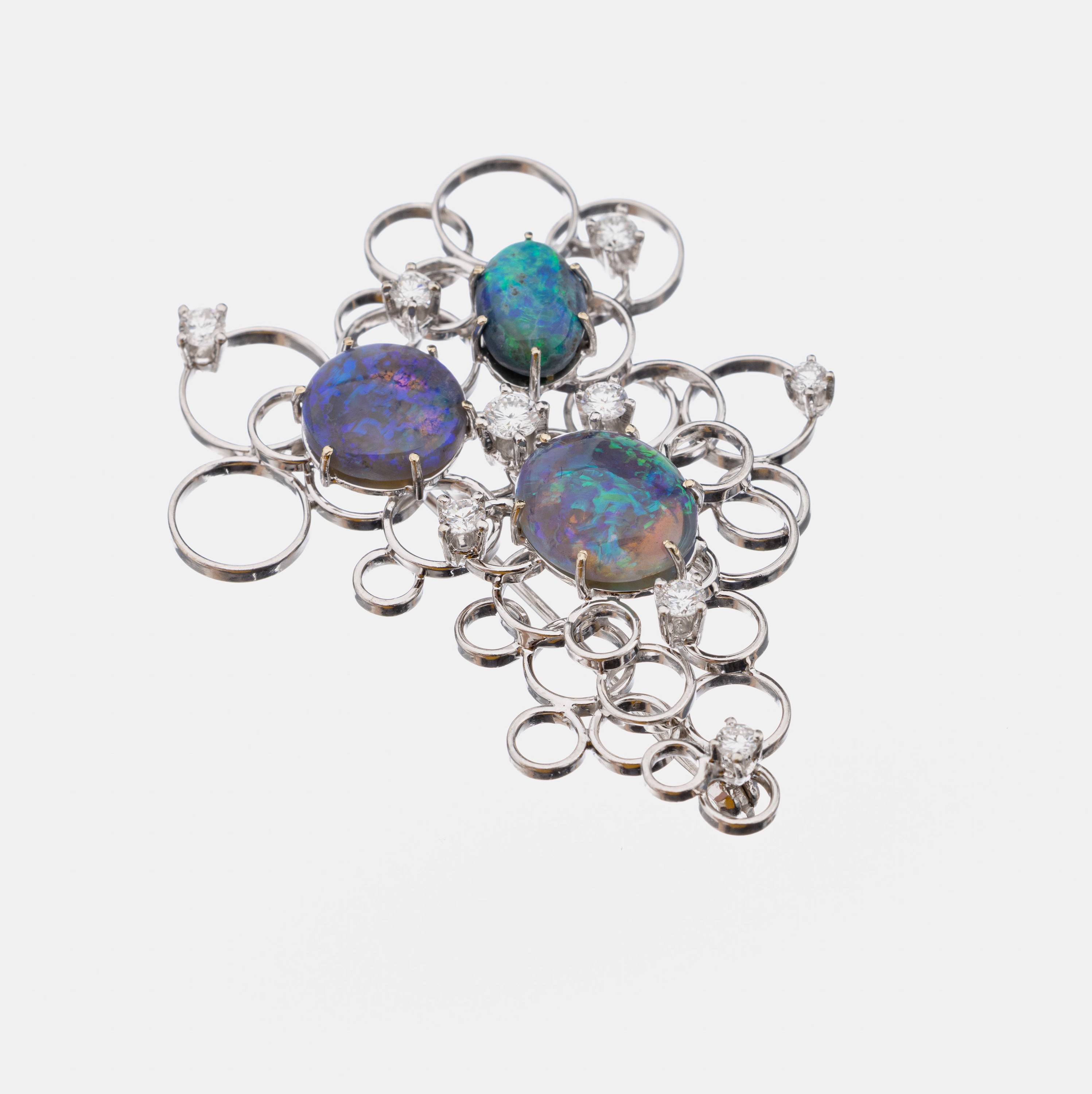 18 kt Gold Opal-Brillant-Brosche, WG 750/000, hochwertige Einzelanfertigung eines renommierten Idar-Obersteiner Goldschmieds, Aufbau aus mehreren ...