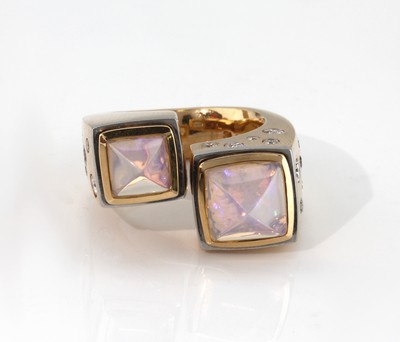 26874094b - 18 kt Gold Opal-Brillant-Ring, GG 750/000, qualitätvolle Einzelanfertigung eines ...