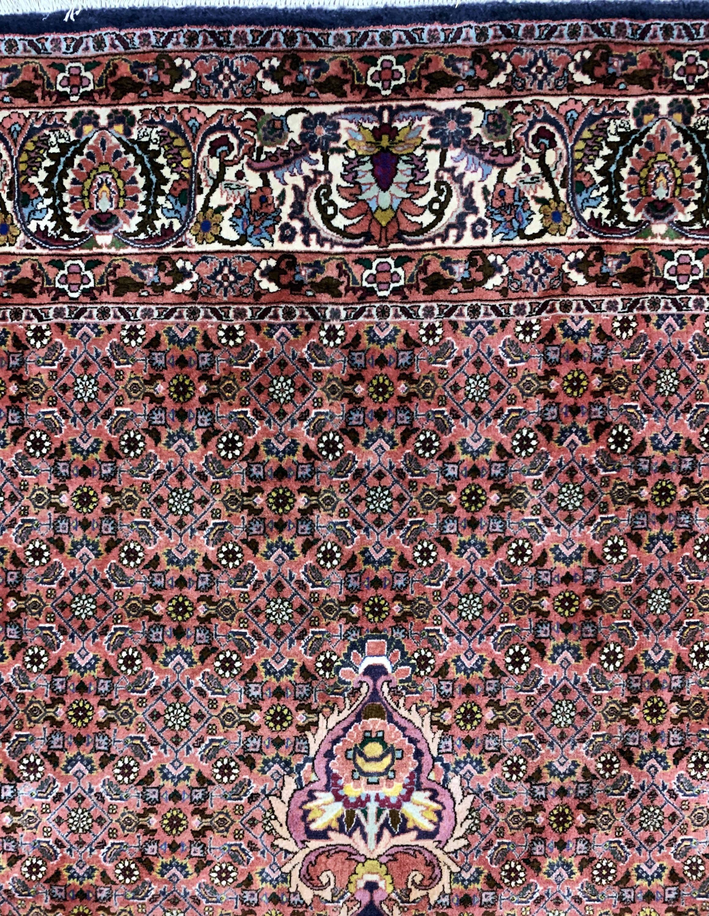 Detail e: Bidjar, Persien, Mitte 20.Jhd., Wolle auf Baumwolle, ca. 304 x 304 cm, EHZ: 2 (verblasst).
