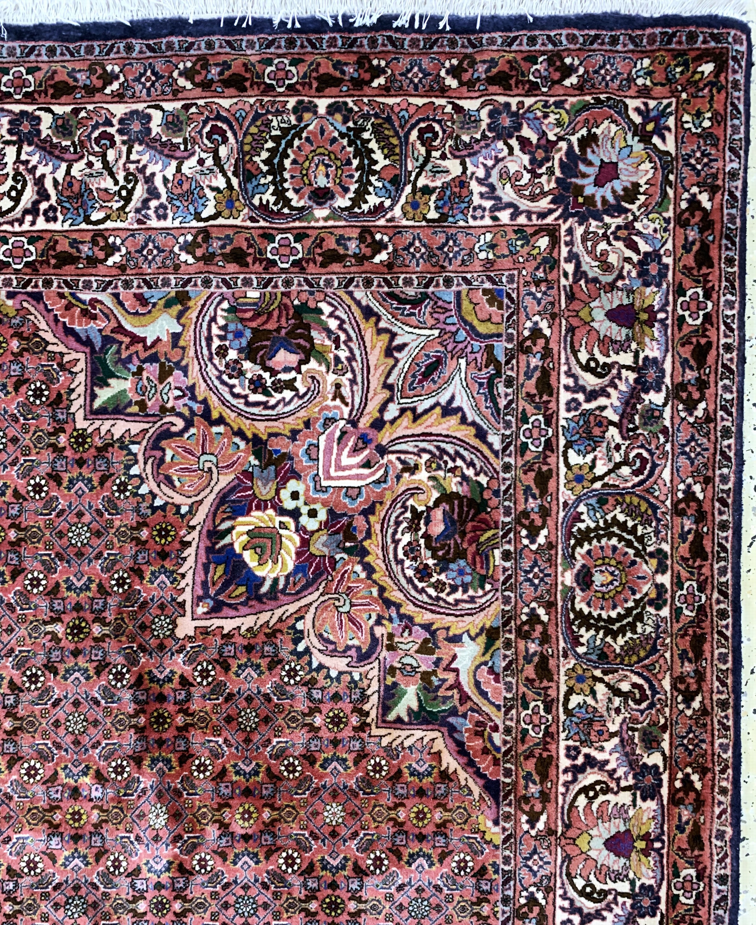 Detail f: Bidjar, Persien, Mitte 20.Jhd., Wolle auf Baumwolle, ca. 304 x 304 cm, EHZ: 2 (verblasst).