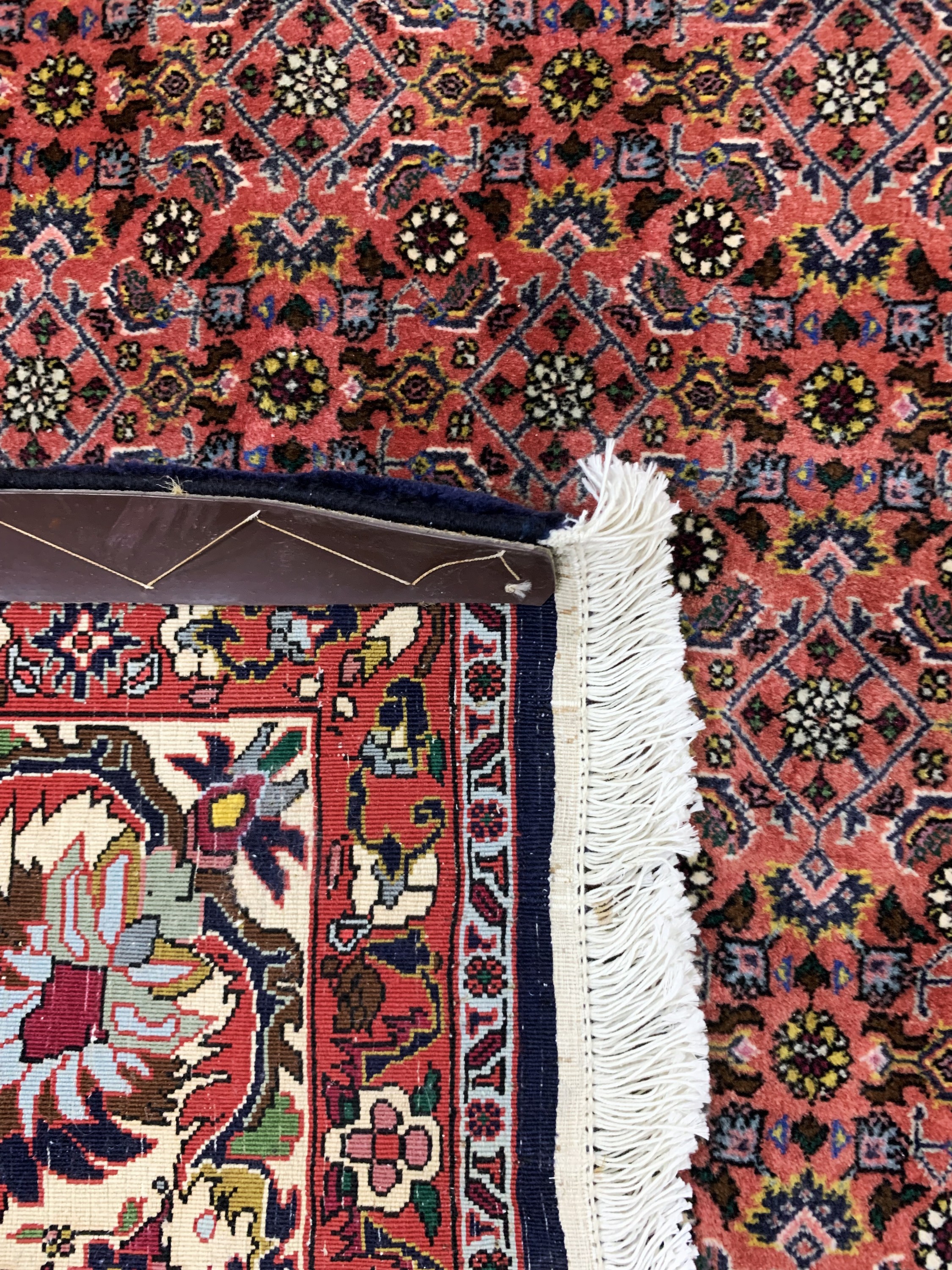 Detail h: Bidjar, Persien, Mitte 20.Jhd., Wolle auf Baumwolle, ca. 304 x 304 cm, EHZ: 2 (verblasst).