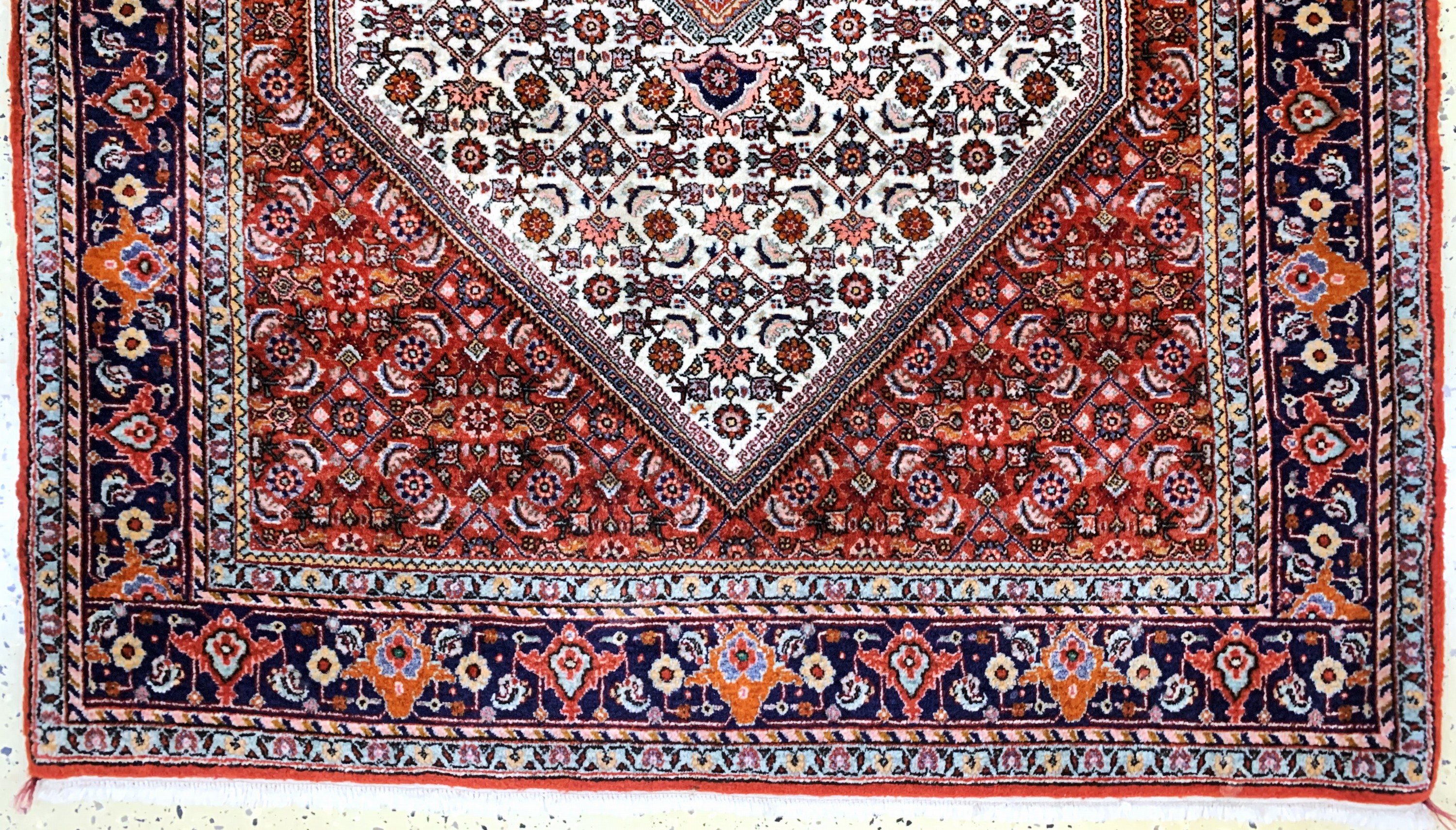 Detail c: Bidjar, Persien, Ende 20.Jhd., Wolle auf Baumwolle, ca. 168 x 115 cm, EHZ: 1-2