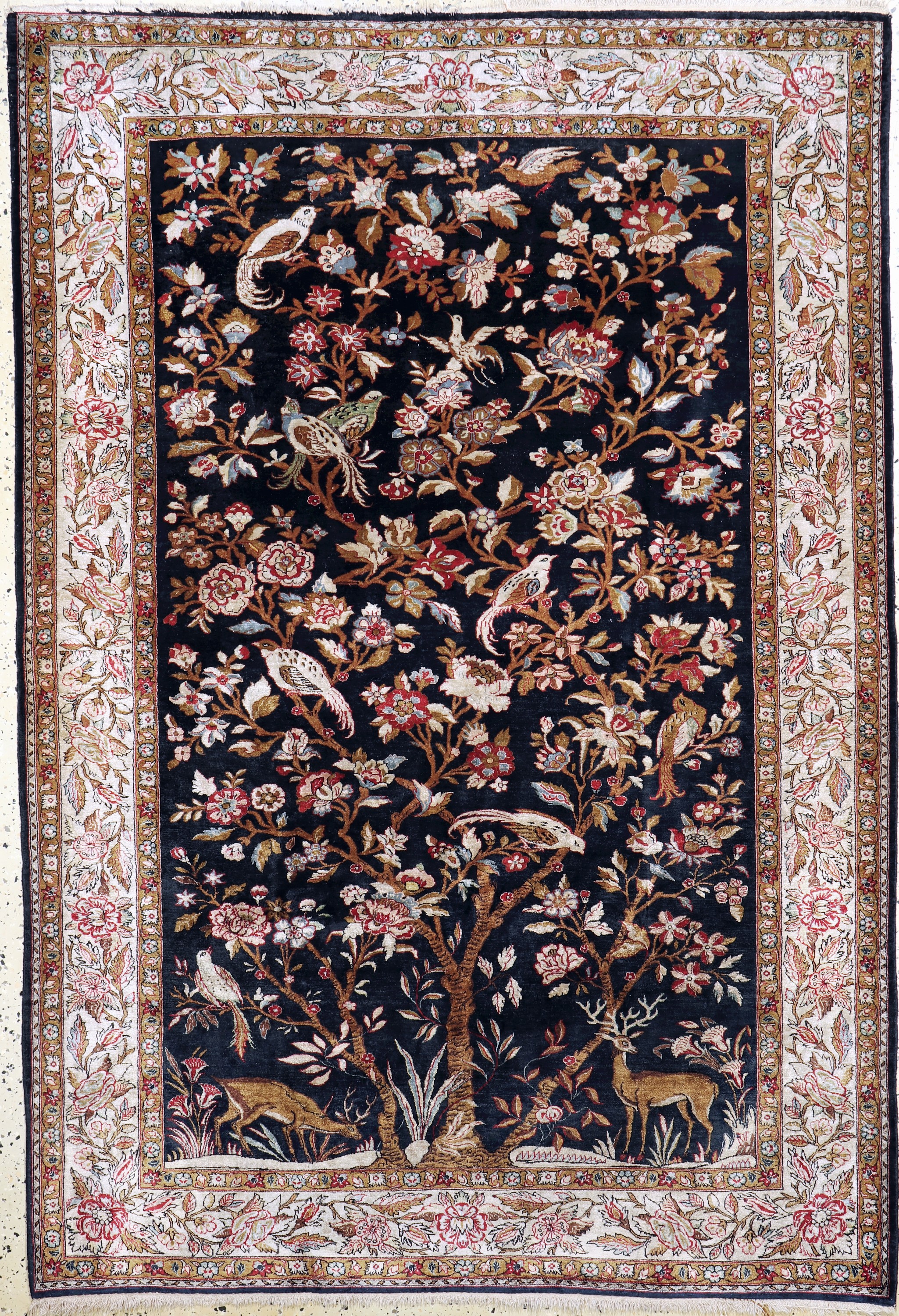 Ghom Seide fein, Persien, Mitte 20.Jhd, reine Naturseide, ca. 205 x 141 cm, Reinigungsbedürftig, EHZ: 2